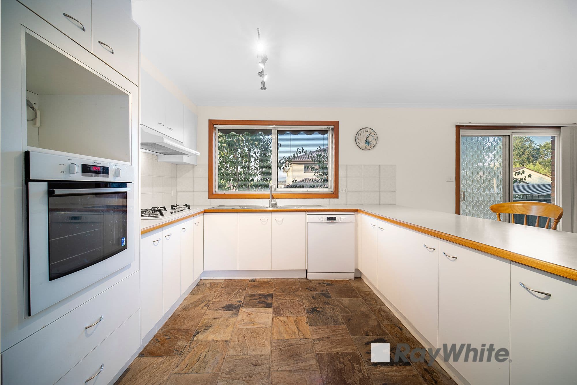 3 Alton Court, Narre Warren VIC 3805, Narre Warren - Thumbnail 3