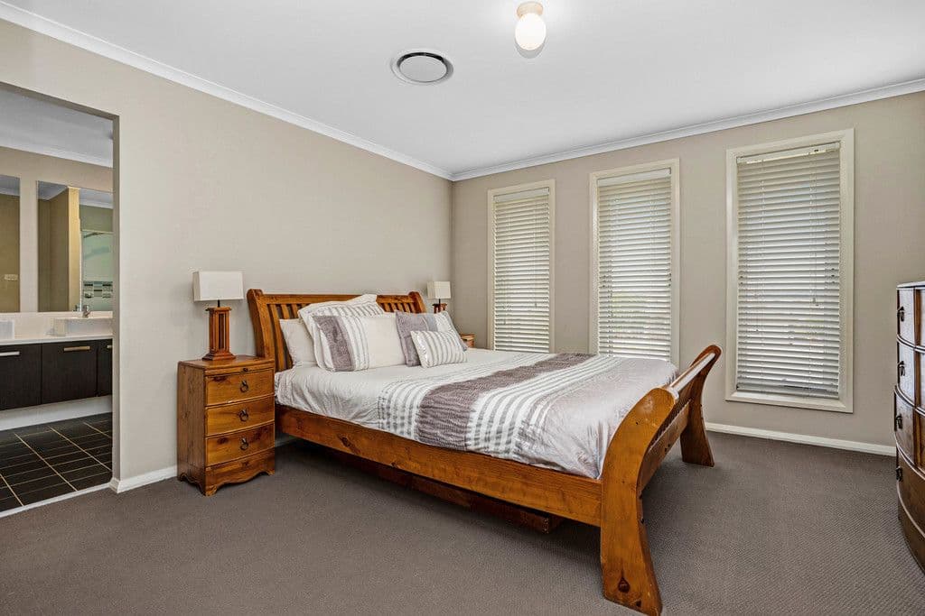 39 McKeachie Drive, Aberglasslyn NSW 2320, Aberglasslyn - Thumbnail 6