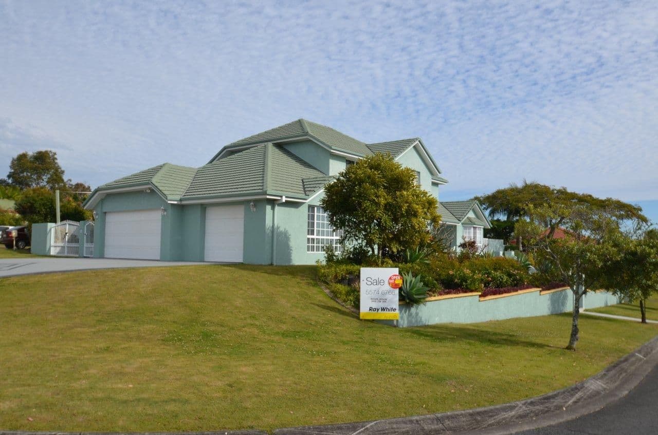 23 Arun Drive, ARUNDEL QLD 4214, Arundel - Thumbnail 2