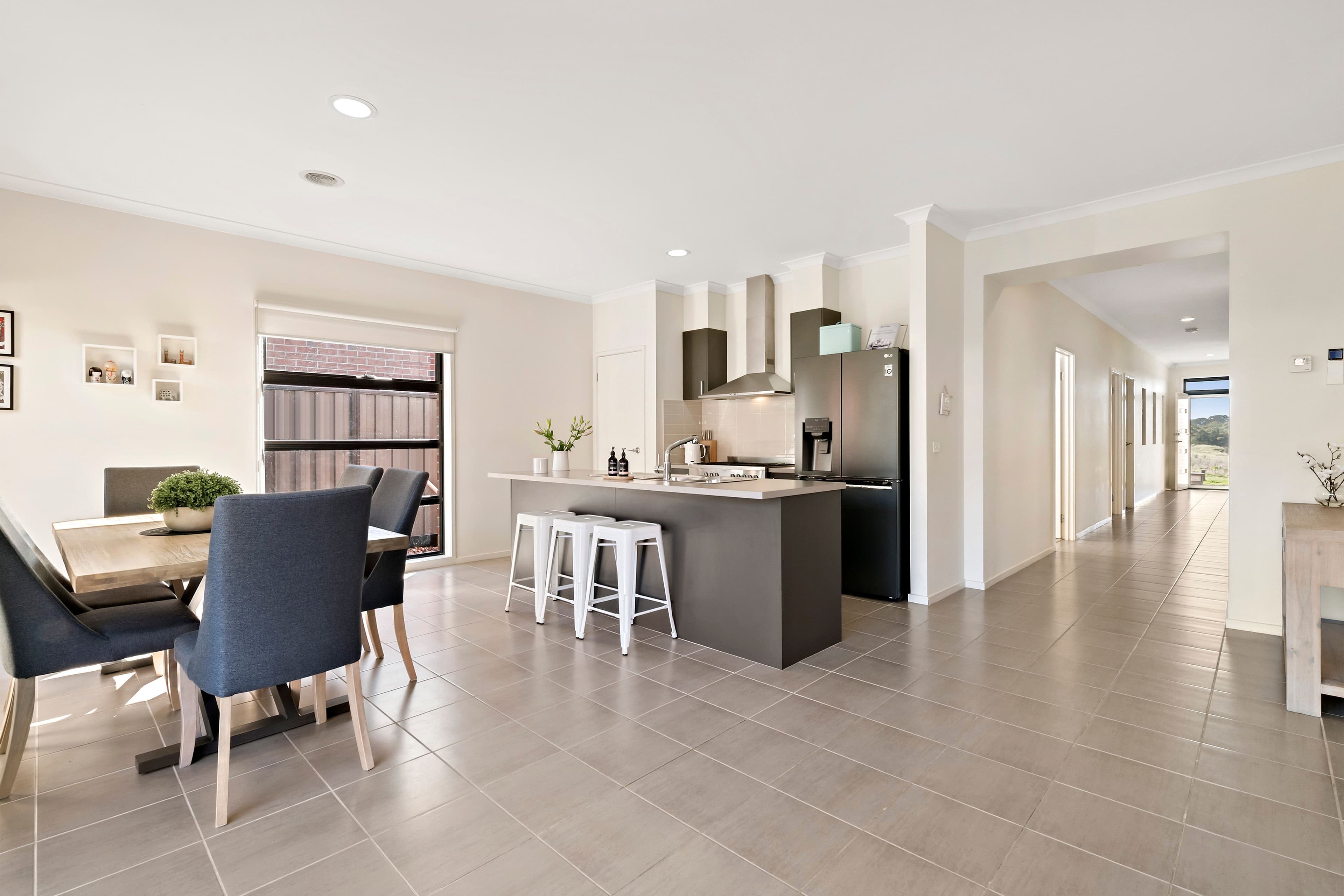 13 Paddys Place, South Morang VIC 3752, South Morang - Thumbnail 4