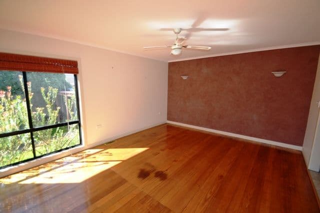 177 Anzac Avenue, SEYMOUR VIC 3660, Seymour - Thumbnail 4