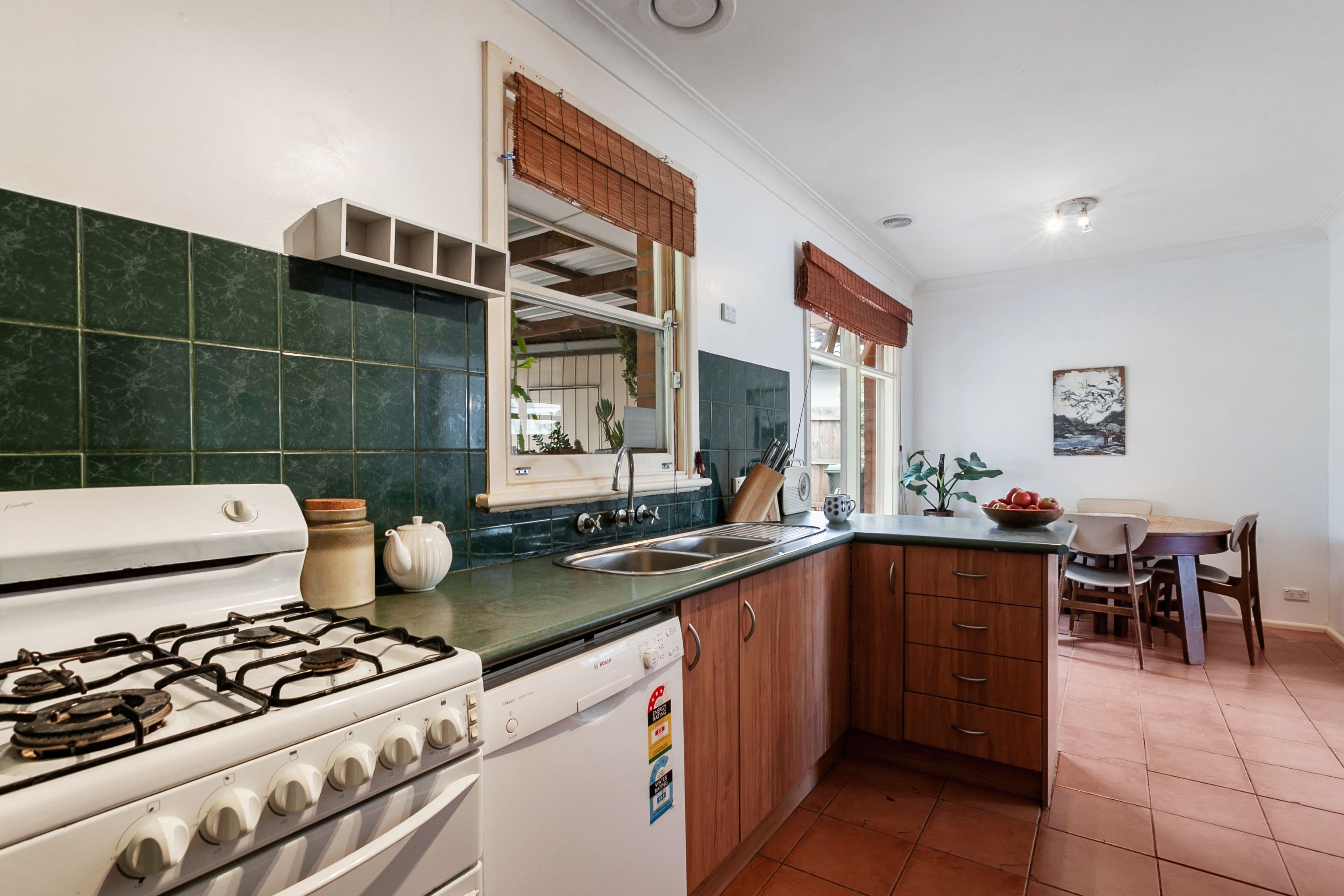 44 Hughes Parade, Reservoir VIC 3073, Reservoir - Thumbnail 5