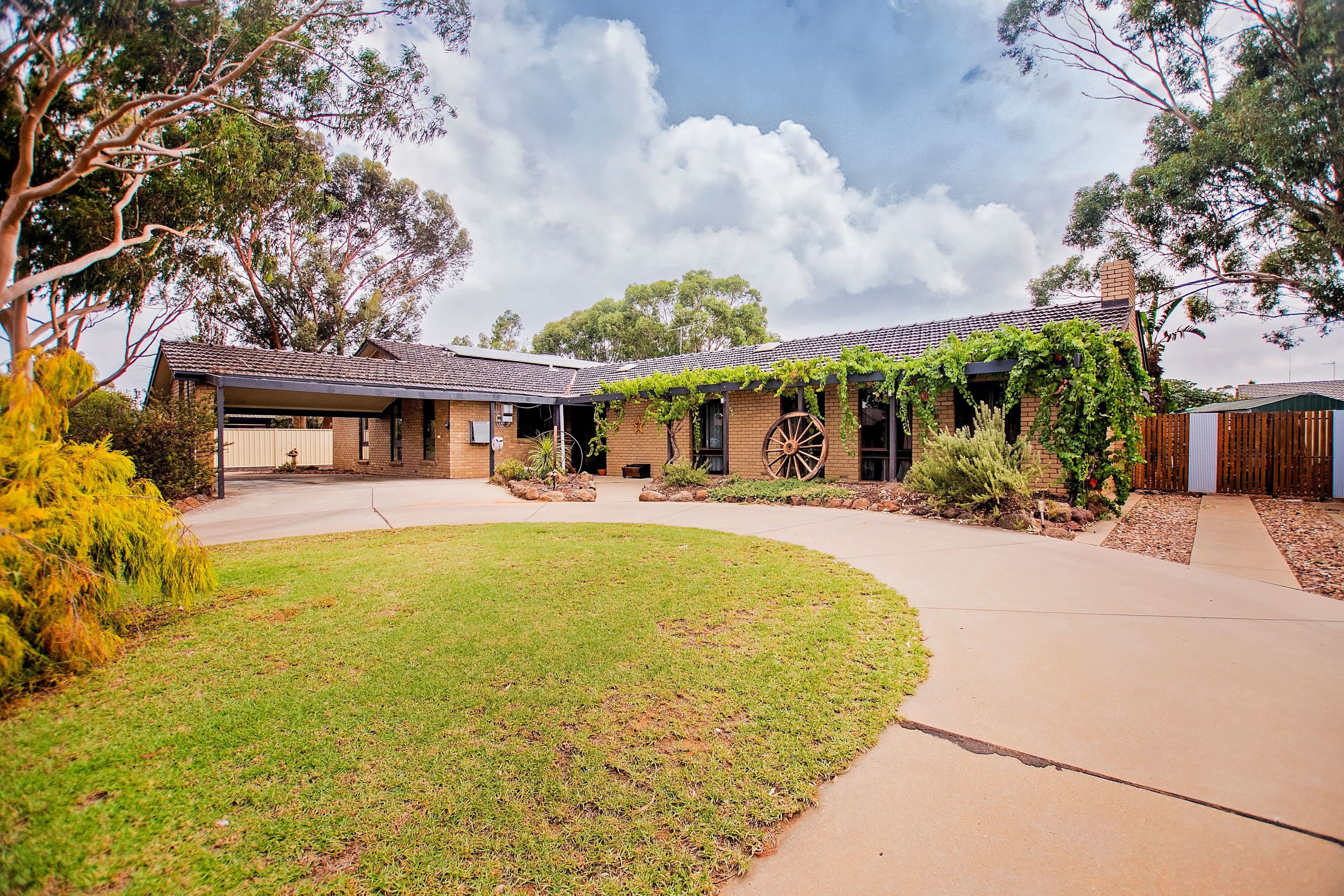 25 Winnima Avenue, Moama - Image 1