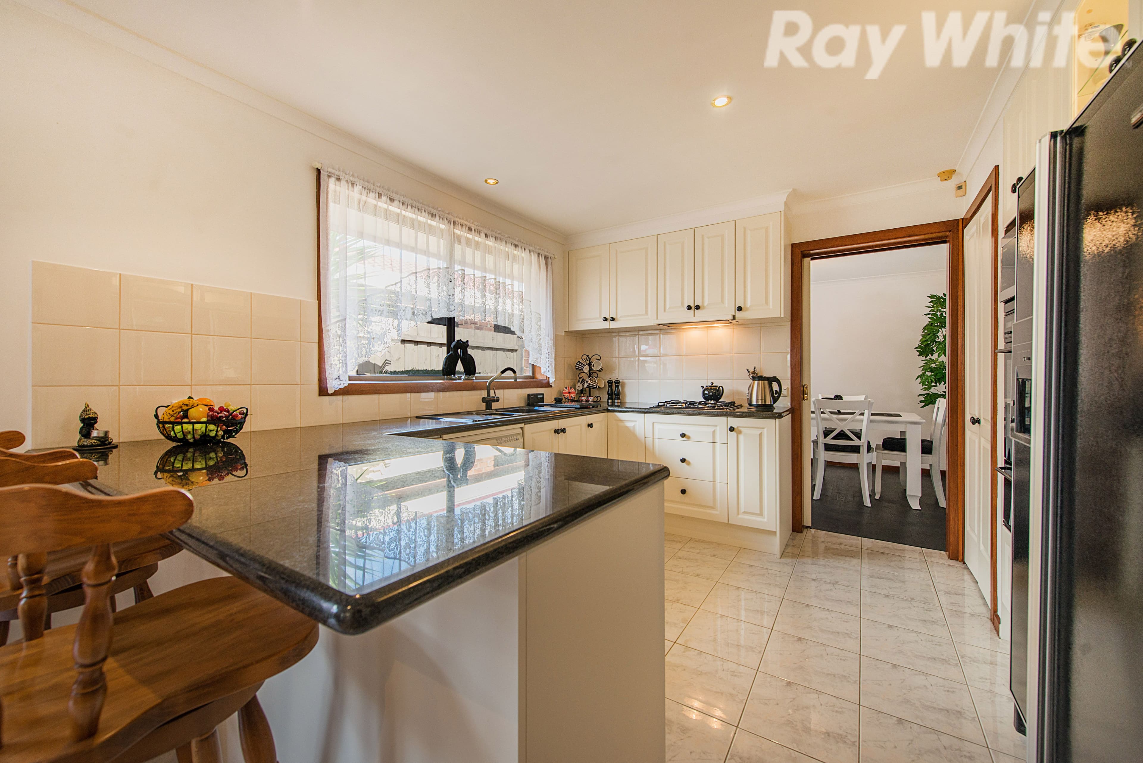 1 St John Place, Rowville VIC 3178, Rowville - Thumbnail 3