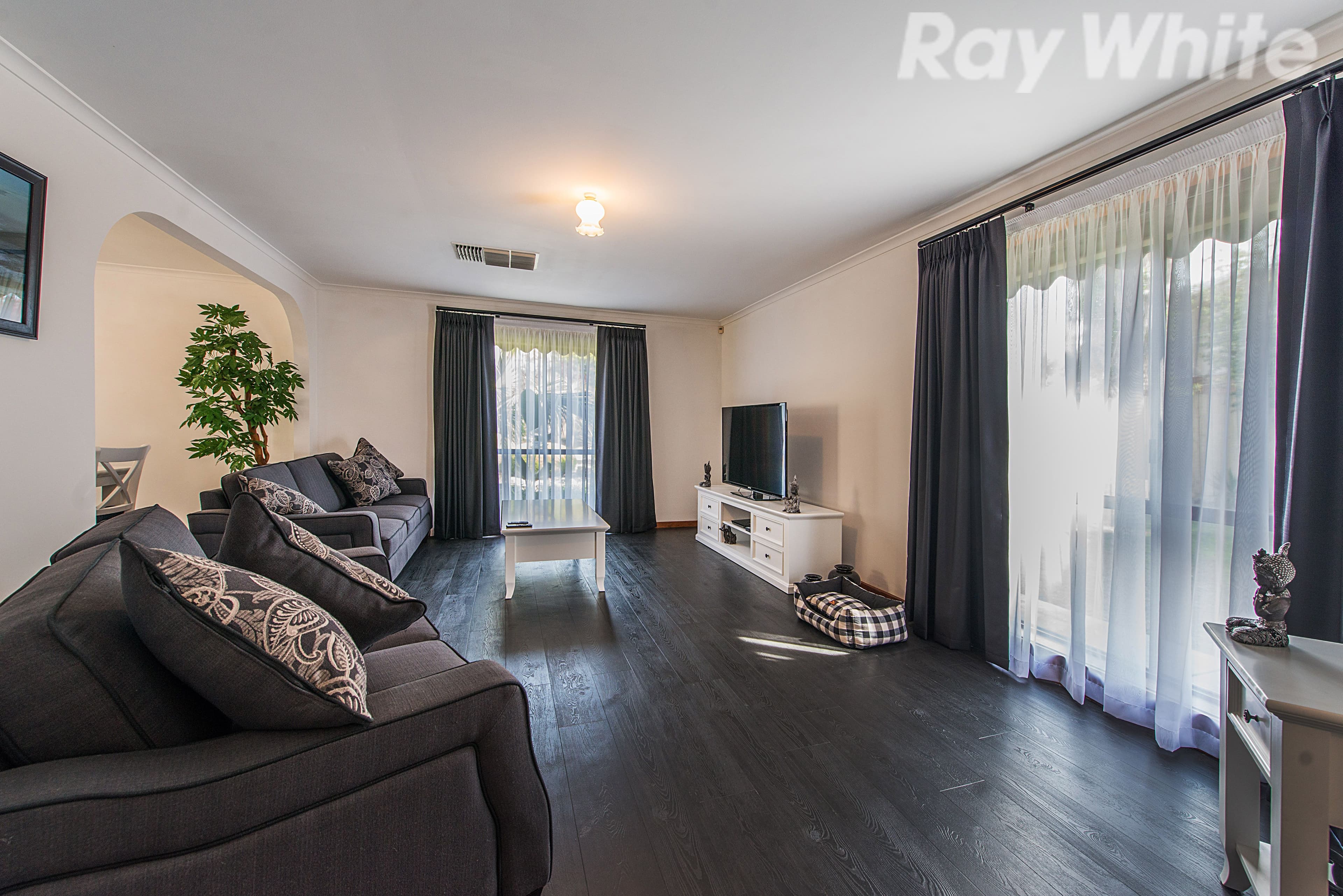 1 St John Place, Rowville VIC 3178, Rowville - Thumbnail 8