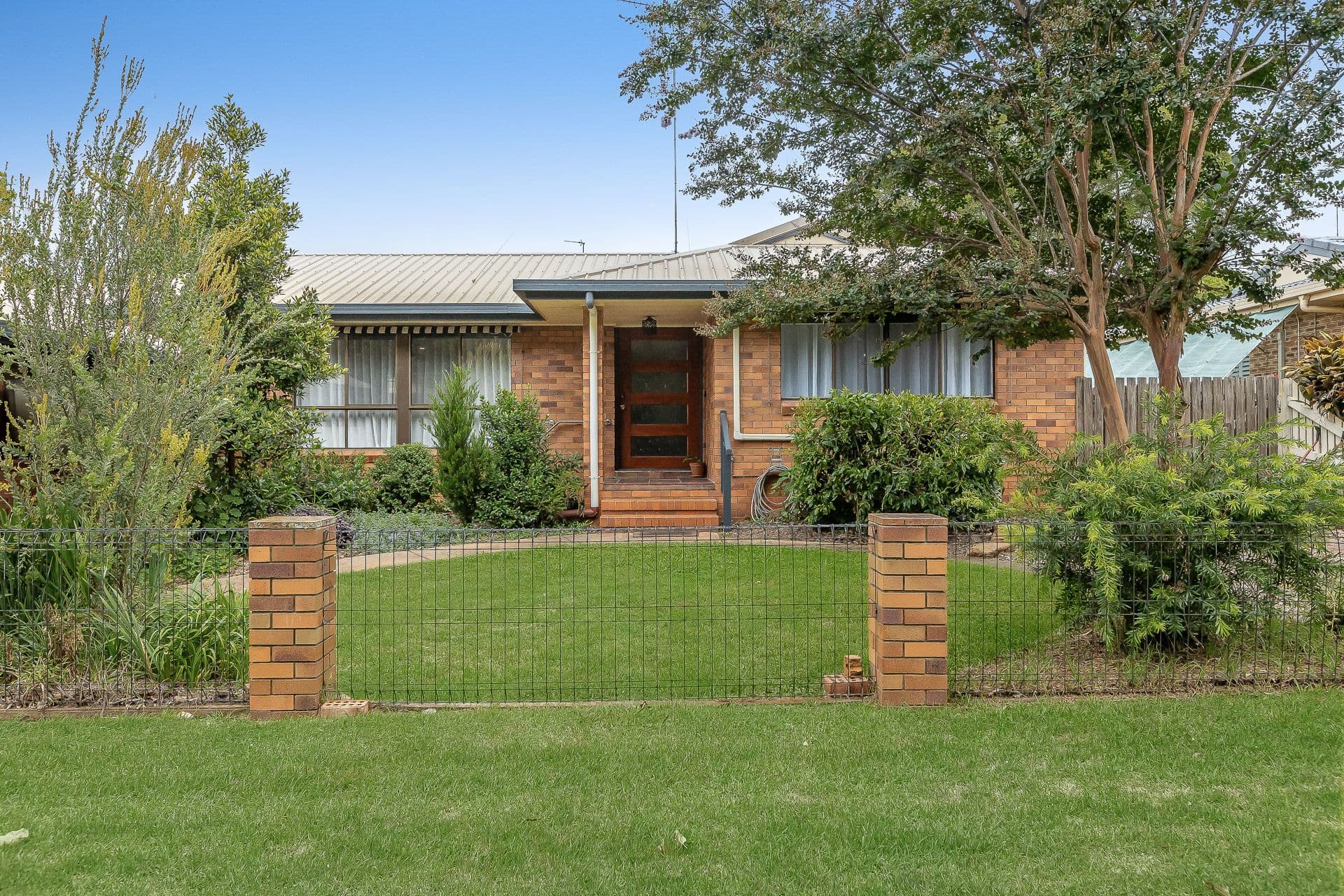 42 Aberdeen Street, Rangeville QLD 4350, Rangeville - Thumbnail 2