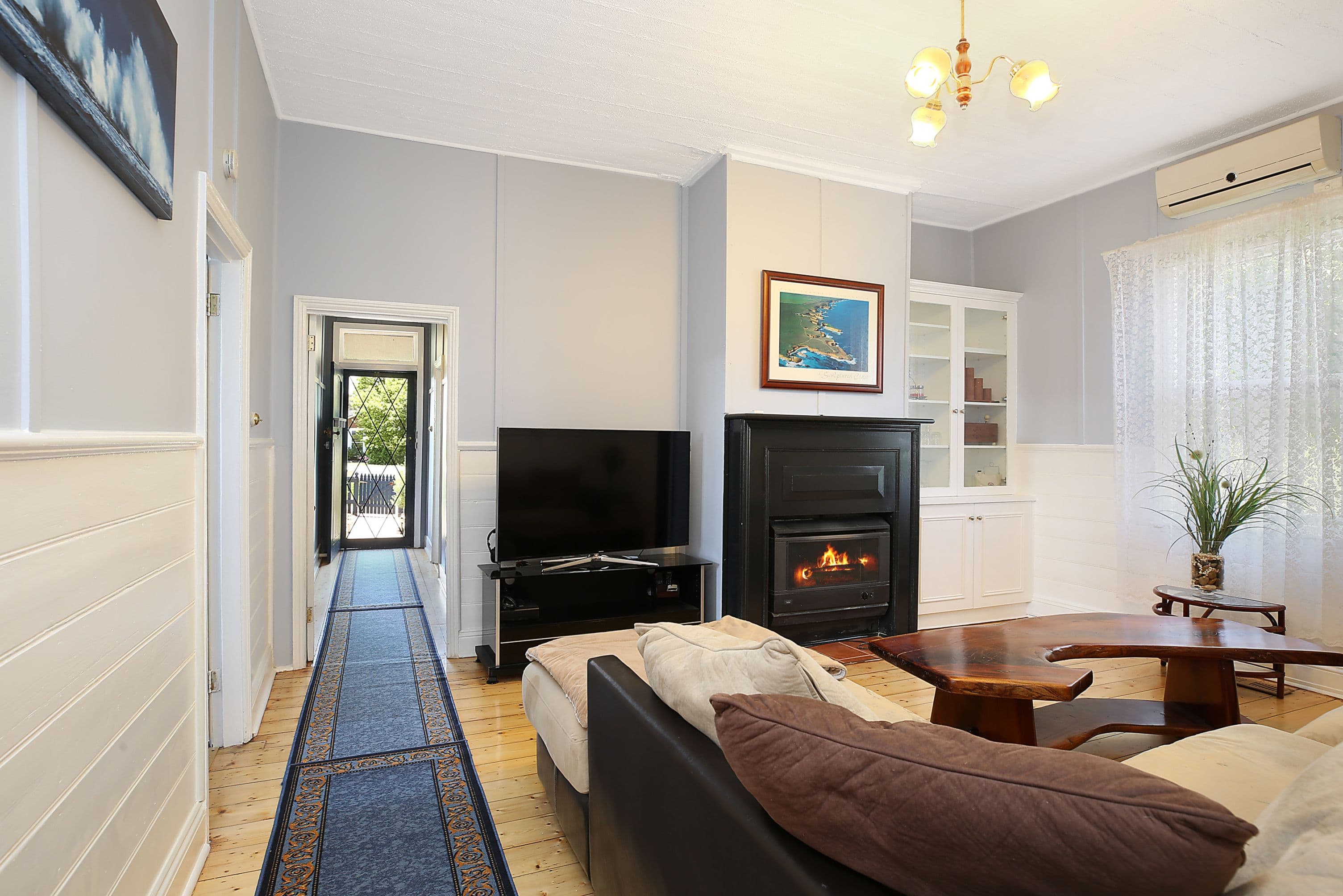 101 Curdie Street, Cobden VIC 3266, Cobden - Thumbnail 3