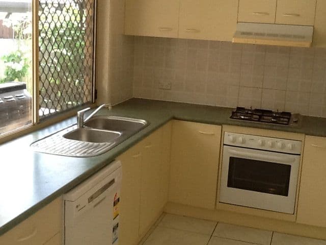 65 Rubicon Crescent, KURABY QLD 4112, Kuraby - Thumbnail 3