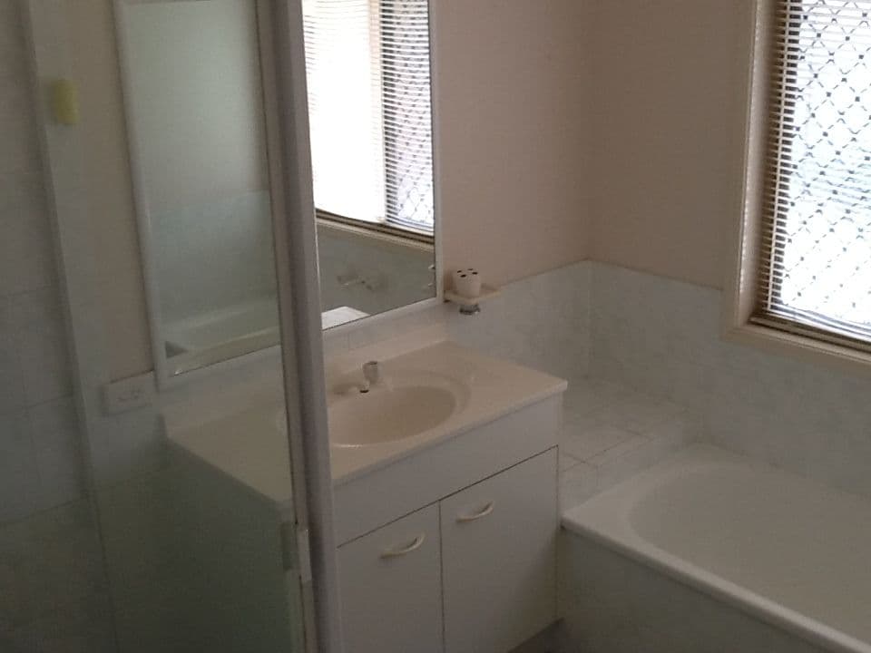 65 Rubicon Crescent, KURABY QLD 4112, Kuraby - Thumbnail 7