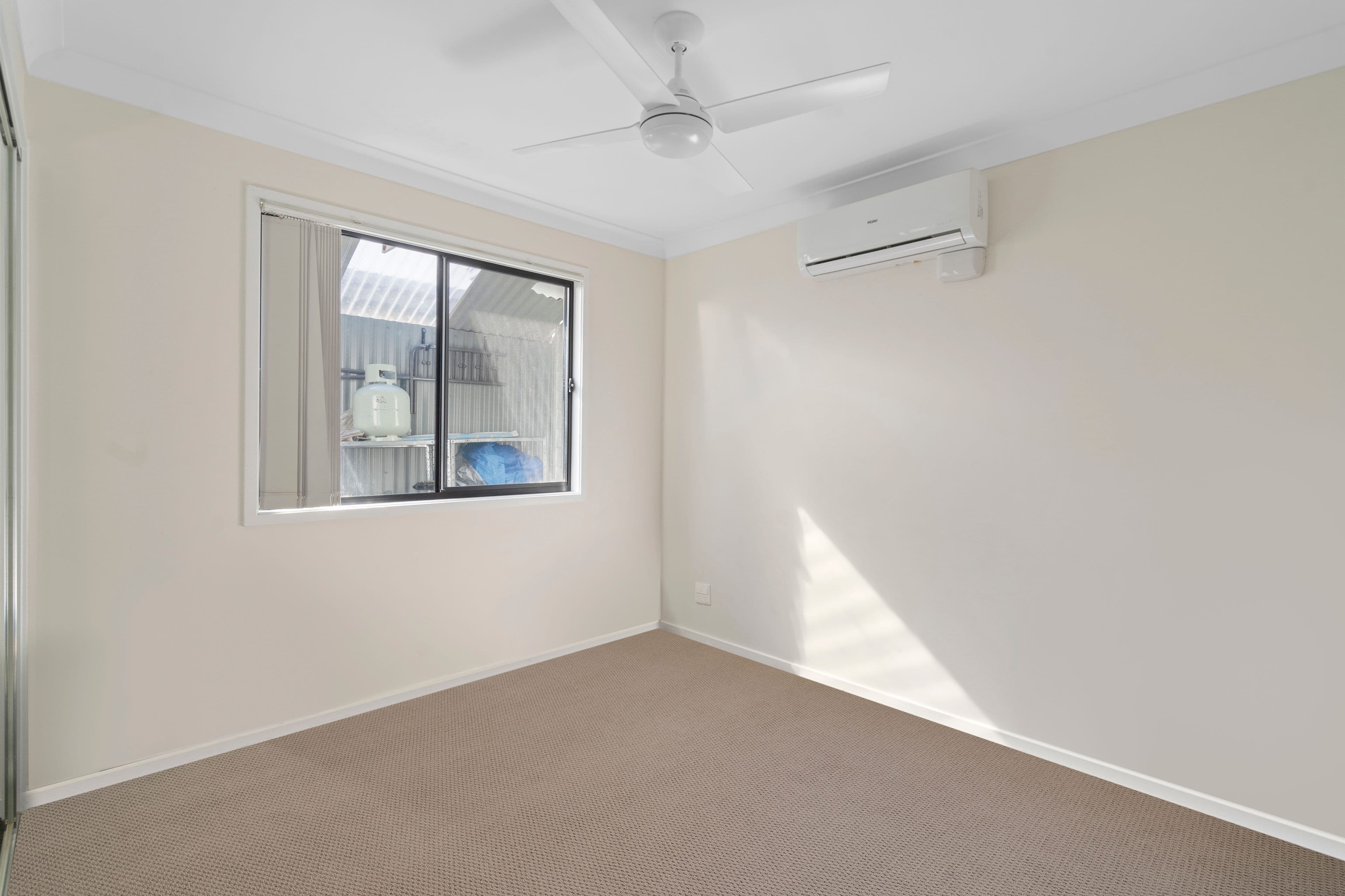 88 Pepper Tree Drive, Holmview QLD 4207, Holmview - Thumbnail 8
