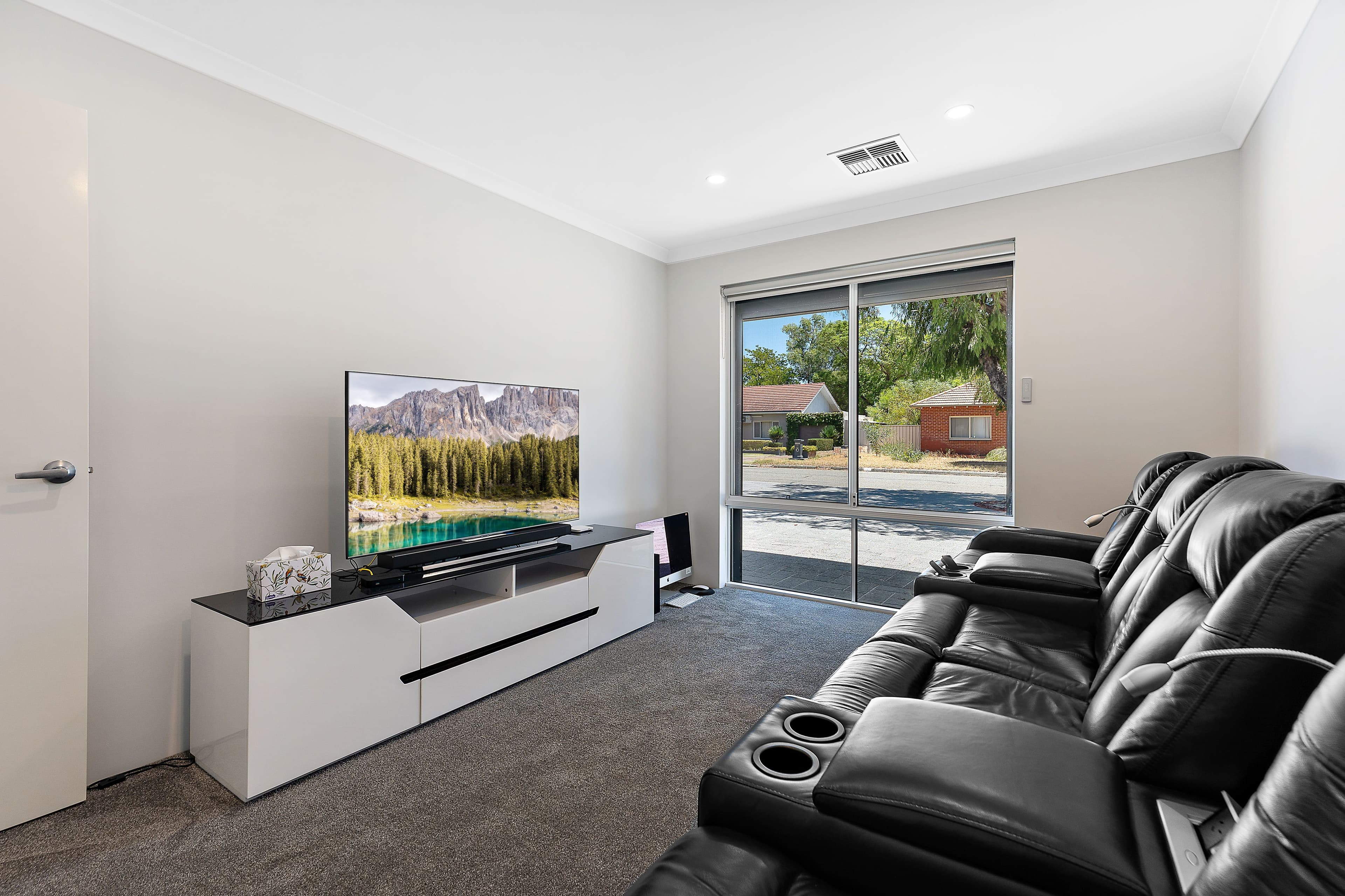 18 Pegus Street, Thornlie WA 6108, Thornlie - Thumbnail 8