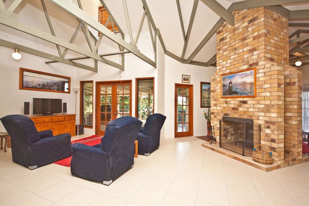 7 Woodview Street, SAMFORD VALLEY QLD 4520, Samford Valley - Thumbnail 5