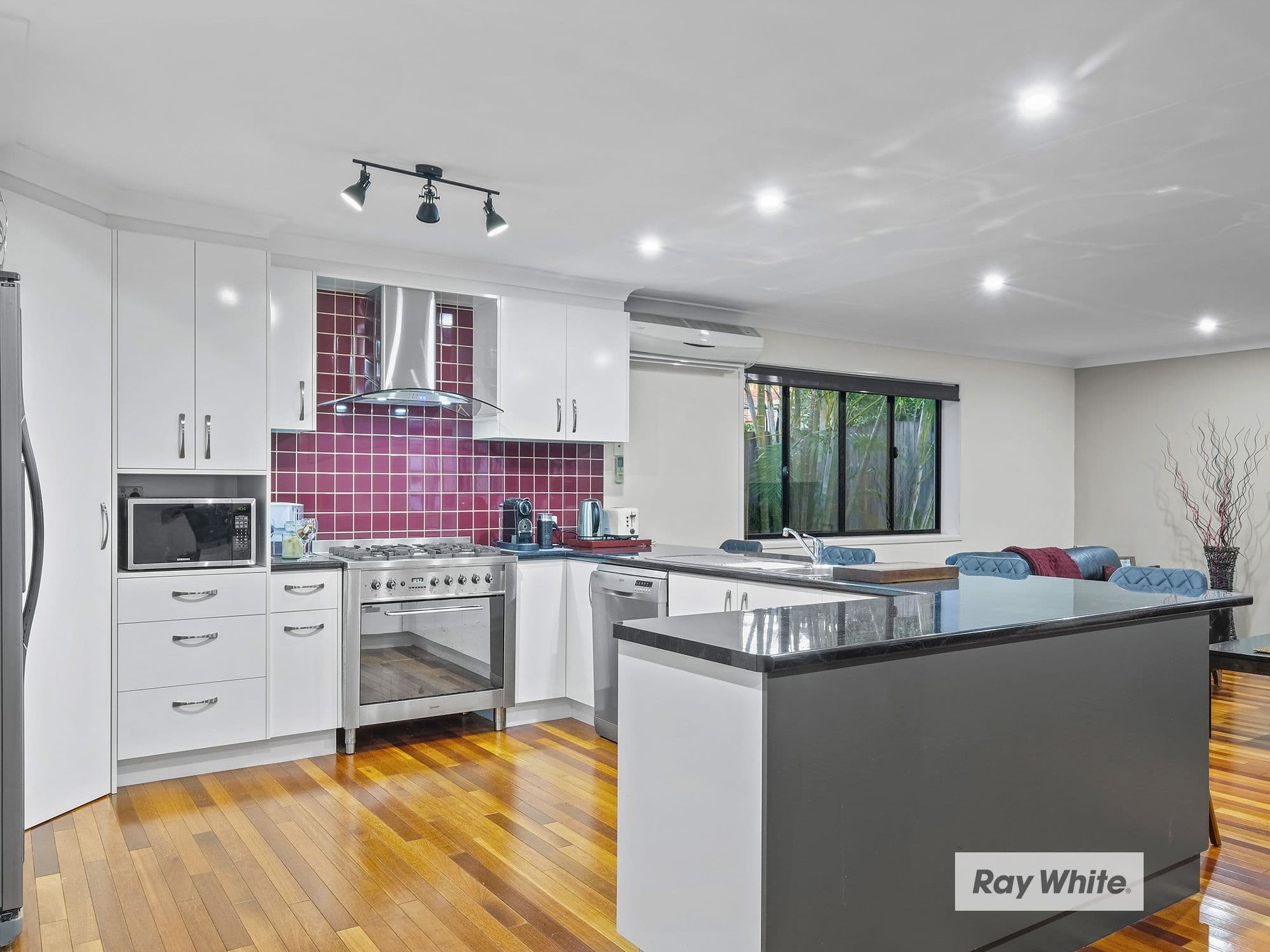 6 Wyola Close, Riverhills QLD 4074, Riverhills - Thumbnail 6
