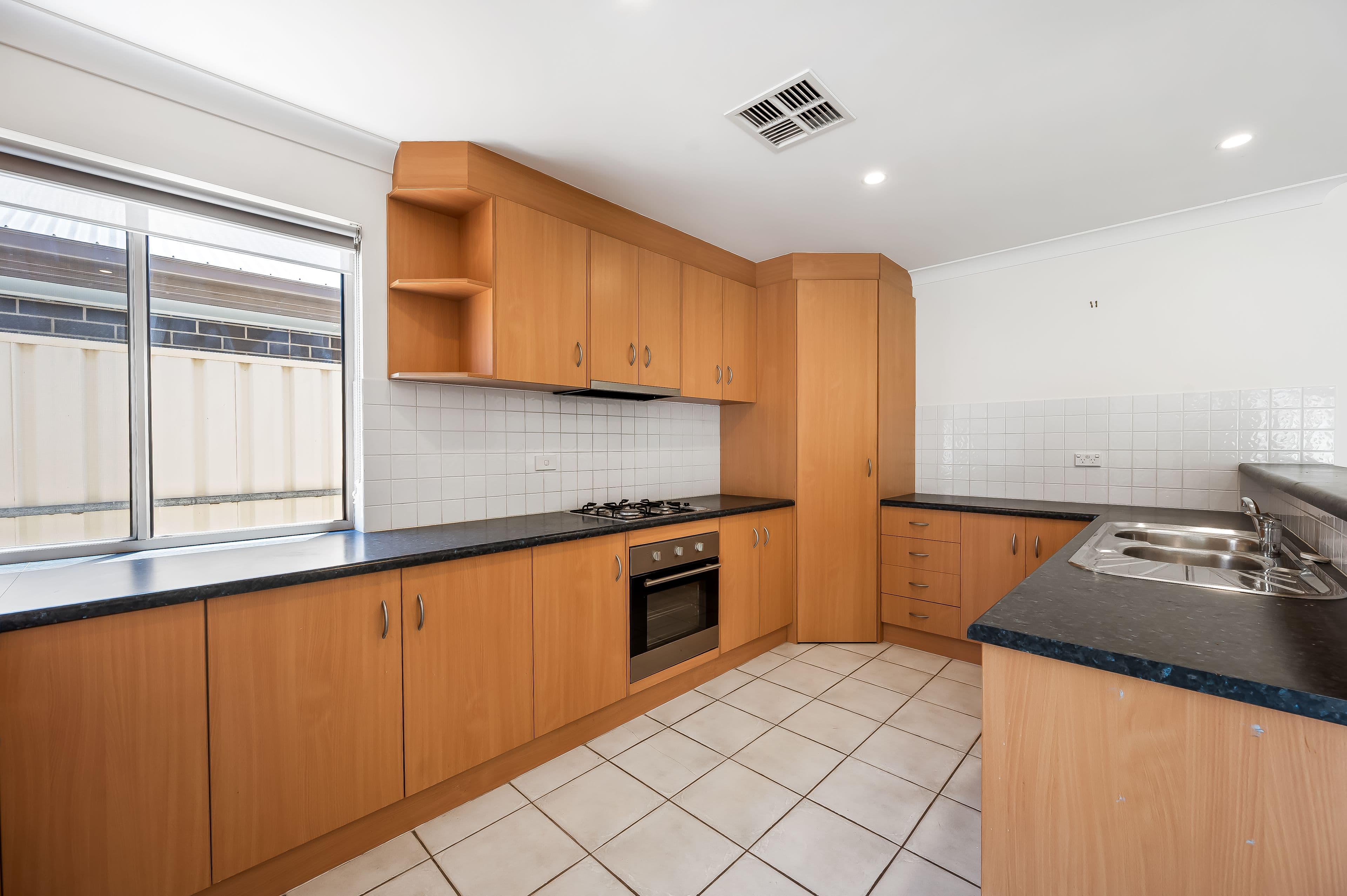 12B Kingswell Avenue, Rostrevor SA 5073, Rostrevor - Thumbnail 4