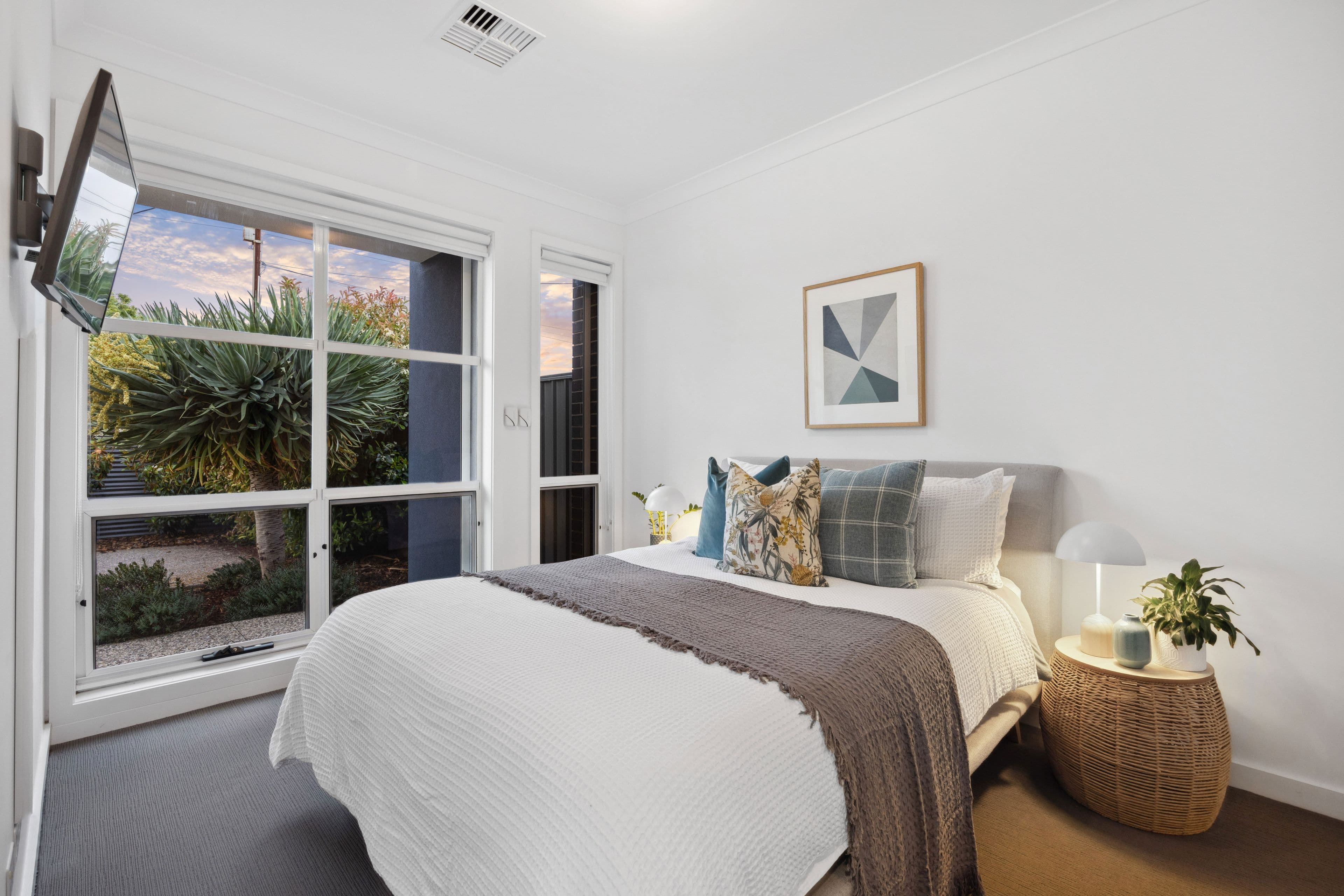 143 Trimmer Parade, Seaton SA 5023, Seaton - Thumbnail 4