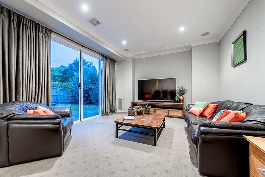 5 Emerdale Place, Craigieburn VIC 3064, Craigieburn - Thumbnail 3