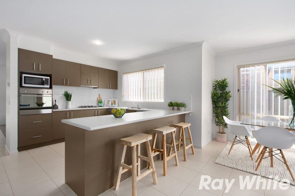5 Sarton Link, Pakenham VIC 3810, Pakenham - Thumbnail 2