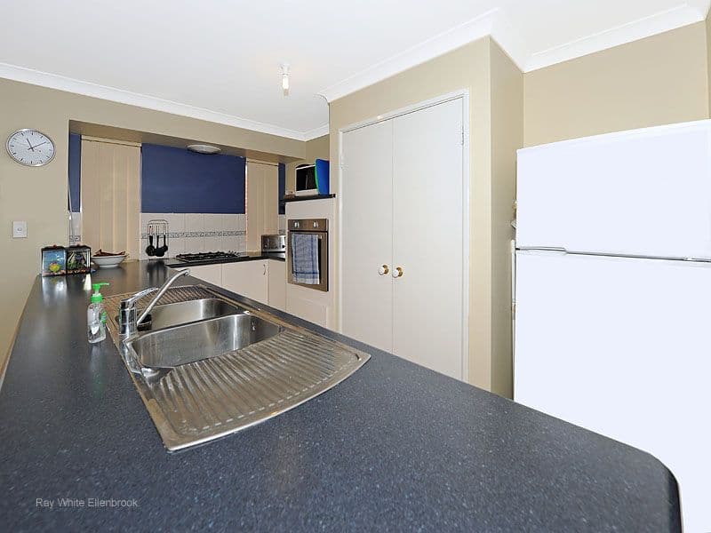 35 Withnell Drive, ELLENBROOK WA 6069, Ellenbrook - Thumbnail 4