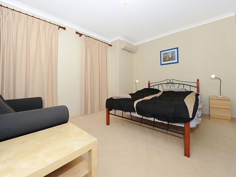 35 Withnell Drive, ELLENBROOK WA 6069, Ellenbrook - Thumbnail 7