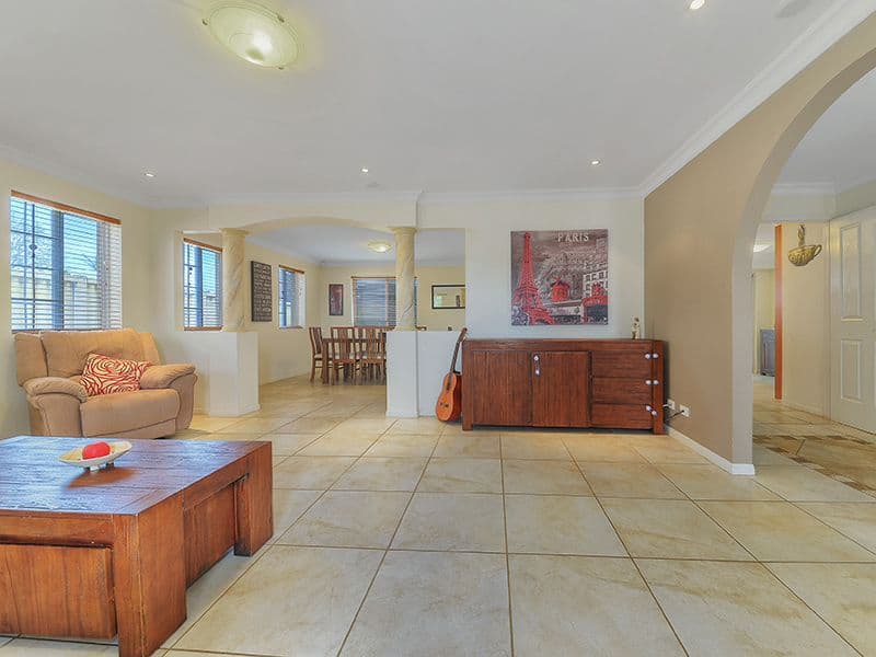 20 Claret Street, CARSELDINE QLD 4034, Carseldine - Thumbnail 4