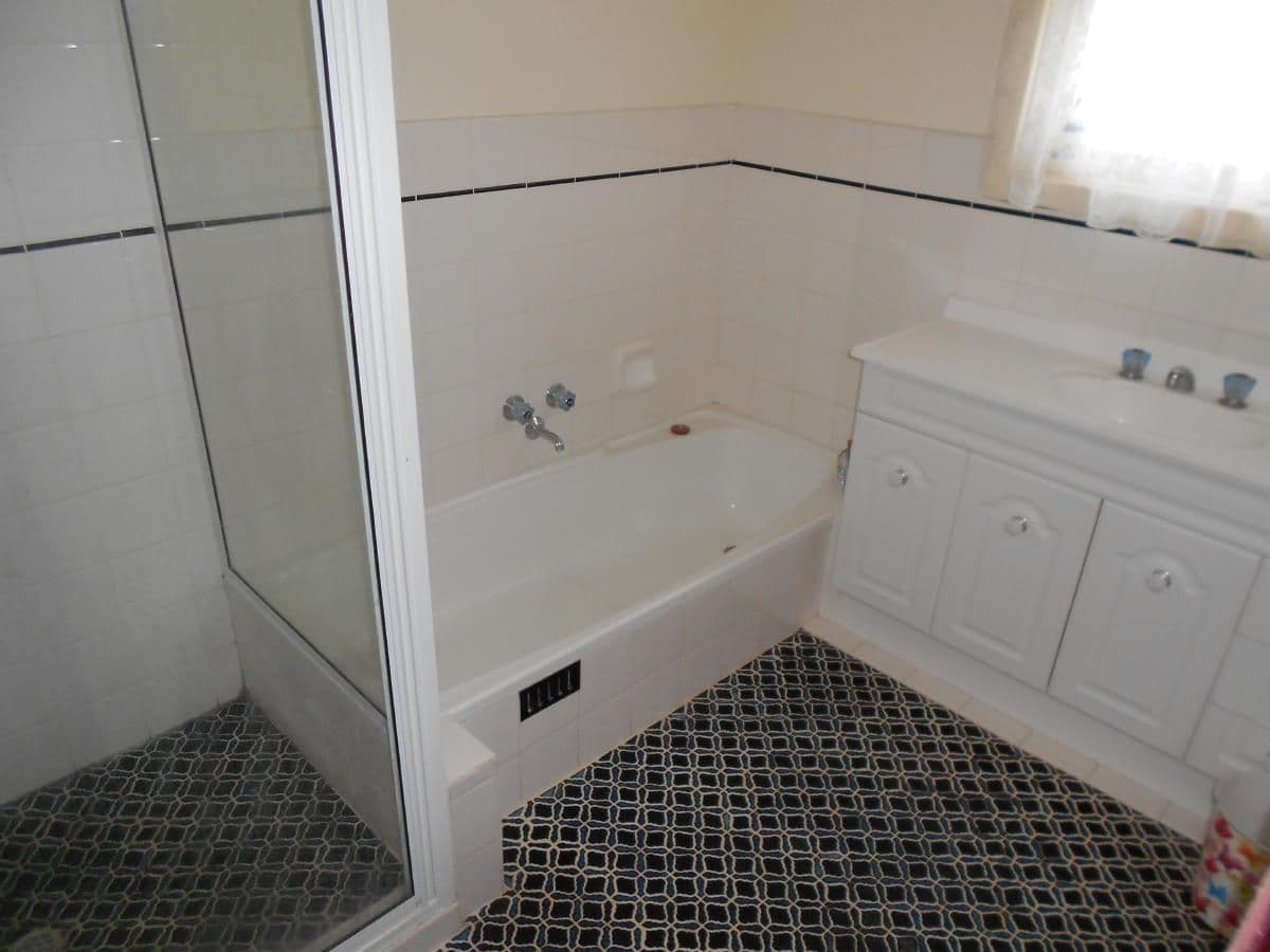 21 Pigeon Flat Road, Bordertown SA 5268, Bordertown - Thumbnail 4