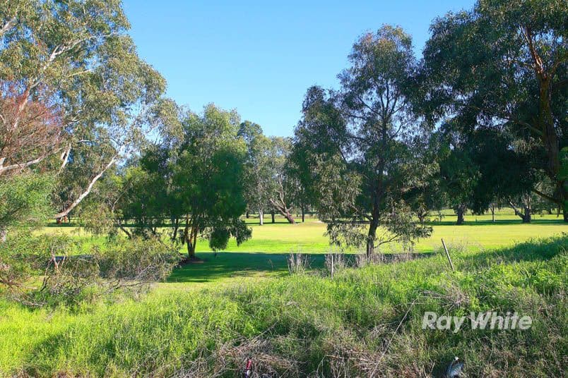 27 Ogle Way, CRANBOURNE NORTH VIC 3977, Cranbourne North - Thumbnail 2