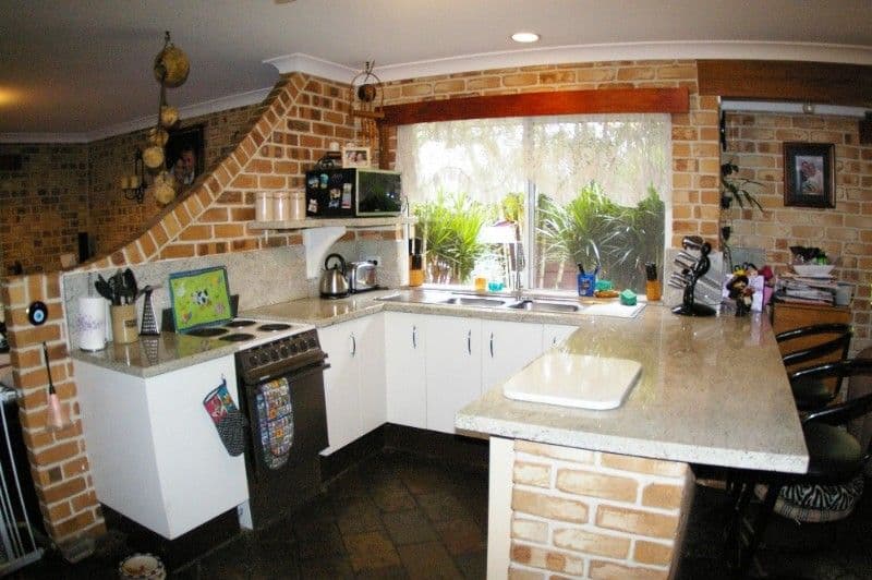 14 Holloway Court, DECEPTION BAY QLD 4508, Deception Bay - Thumbnail 8