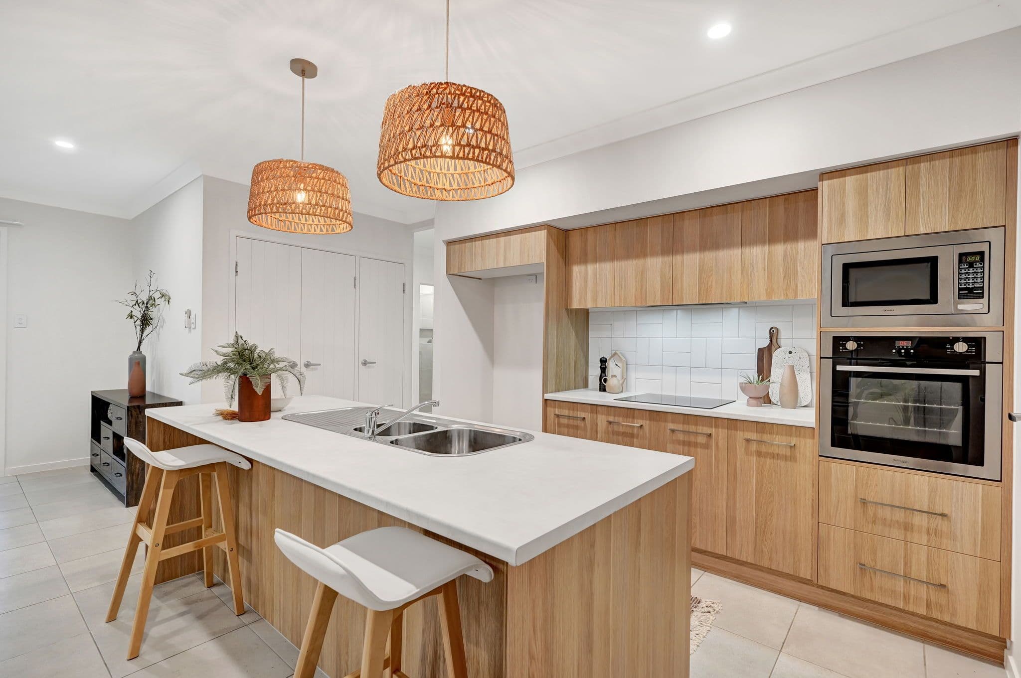 15 Milverton Circuit, Oonoonba QLD 4811, Oonoonba - Thumbnail 5