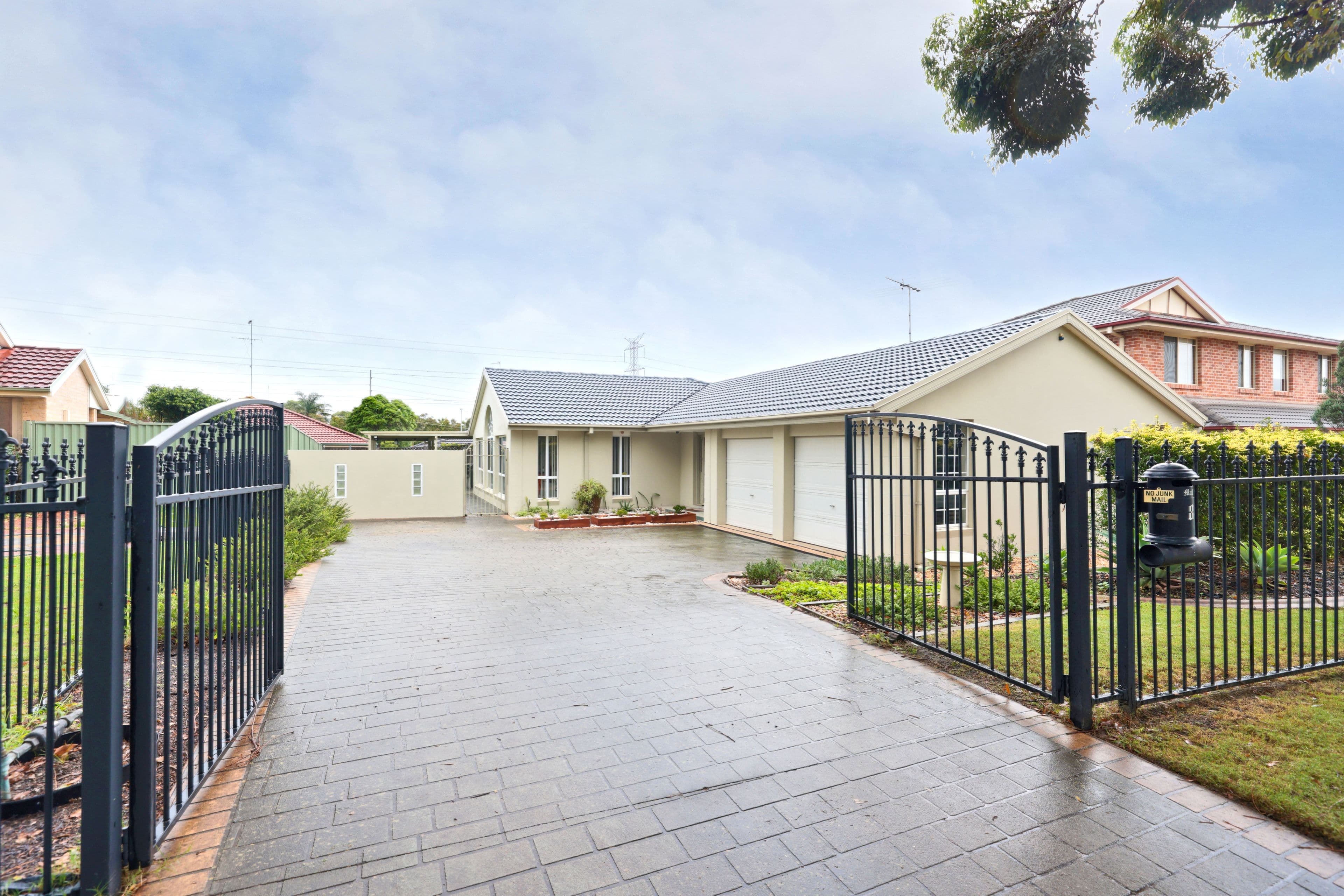 8 Brigadoon Avenue, Glenmore Park NSW 2745, Glenmore Park - Image 1