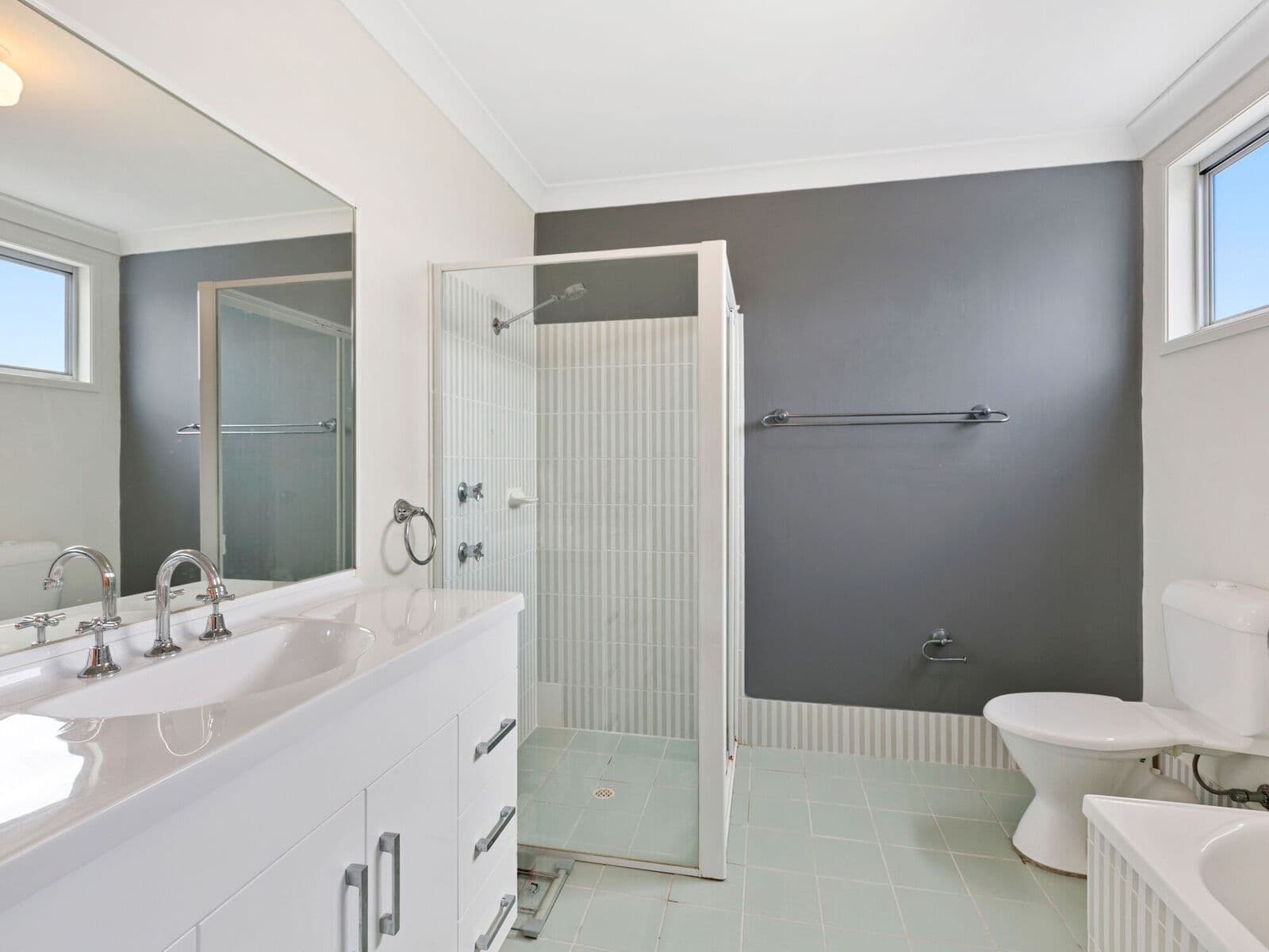 27 Aurora Place, Bateau Bay NSW 2261, Bateau Bay - Thumbnail 4