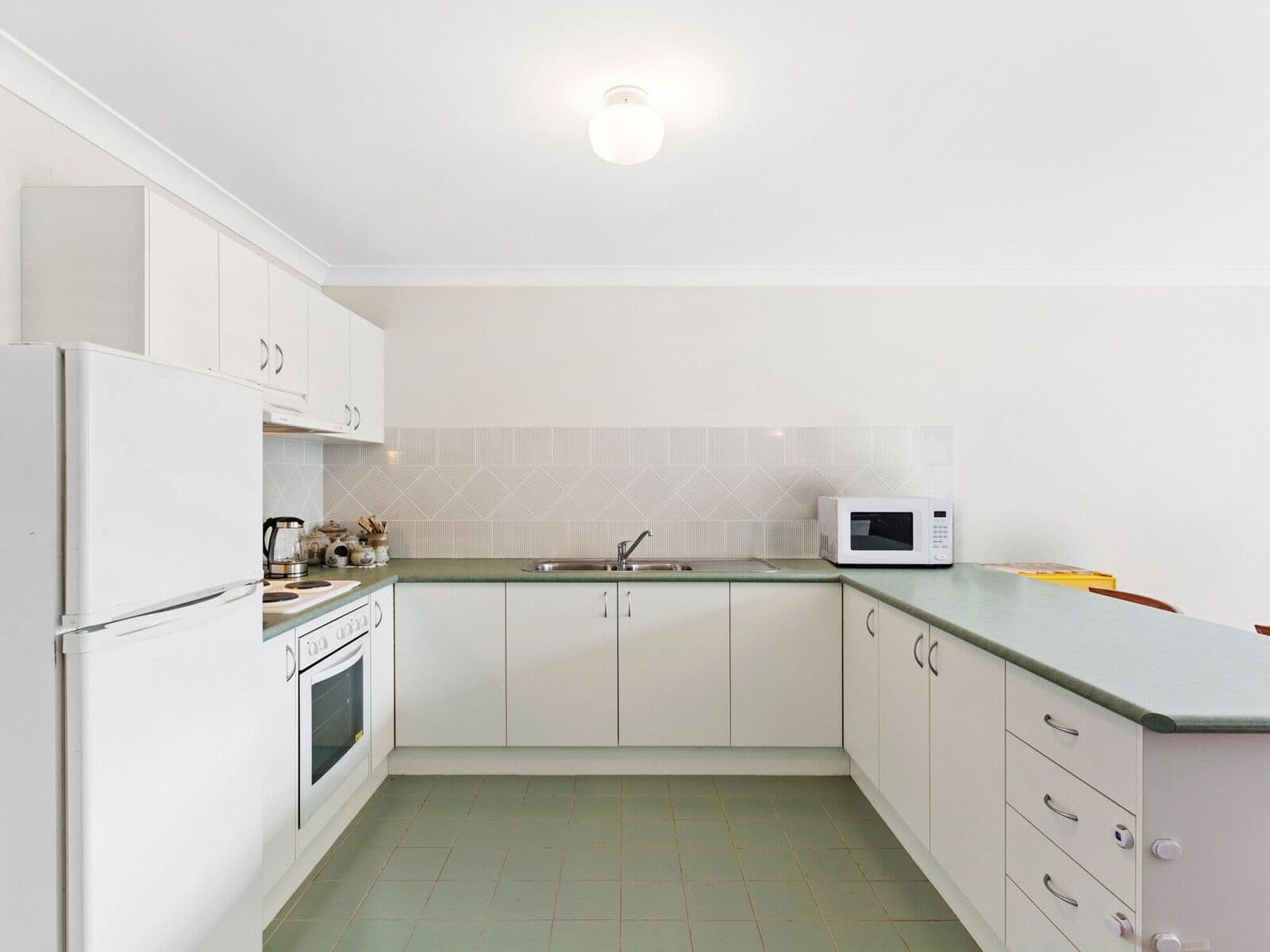 27 Aurora Place, Bateau Bay NSW 2261, Bateau Bay - Thumbnail 7