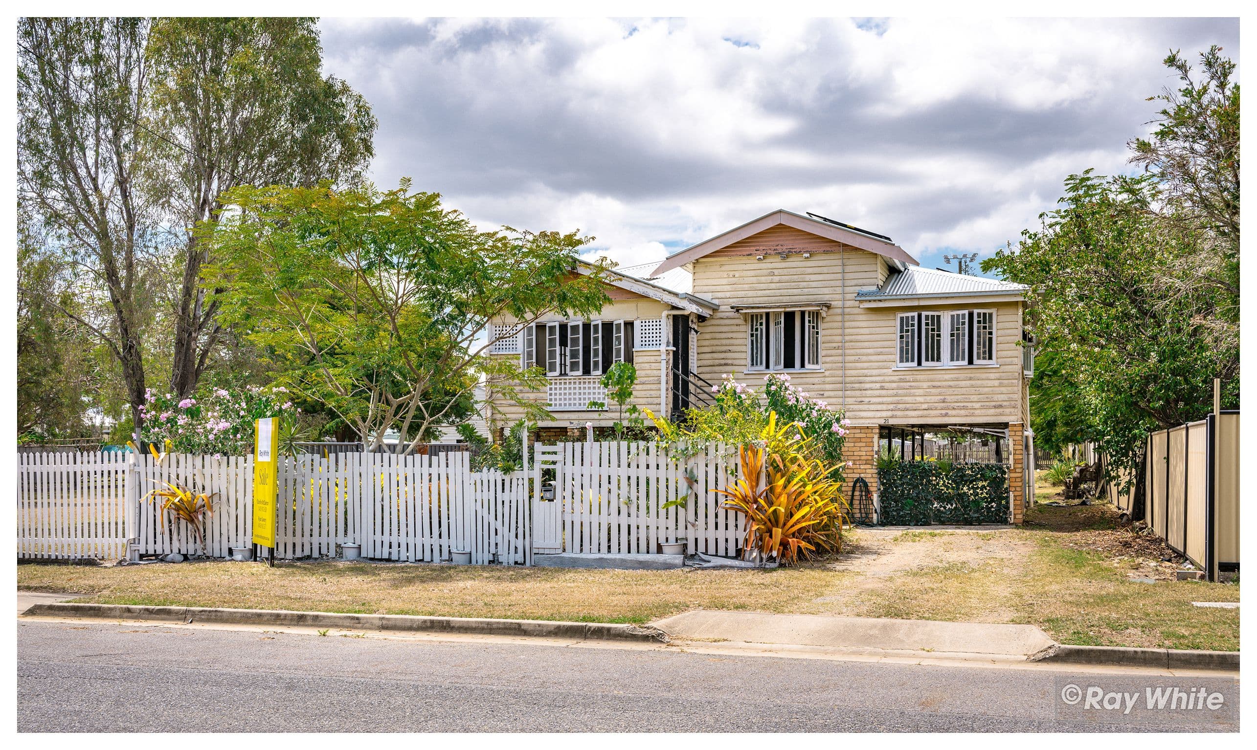 21 Elizabeth Street, Allenstown QLD 4700, Allenstown - Image 1