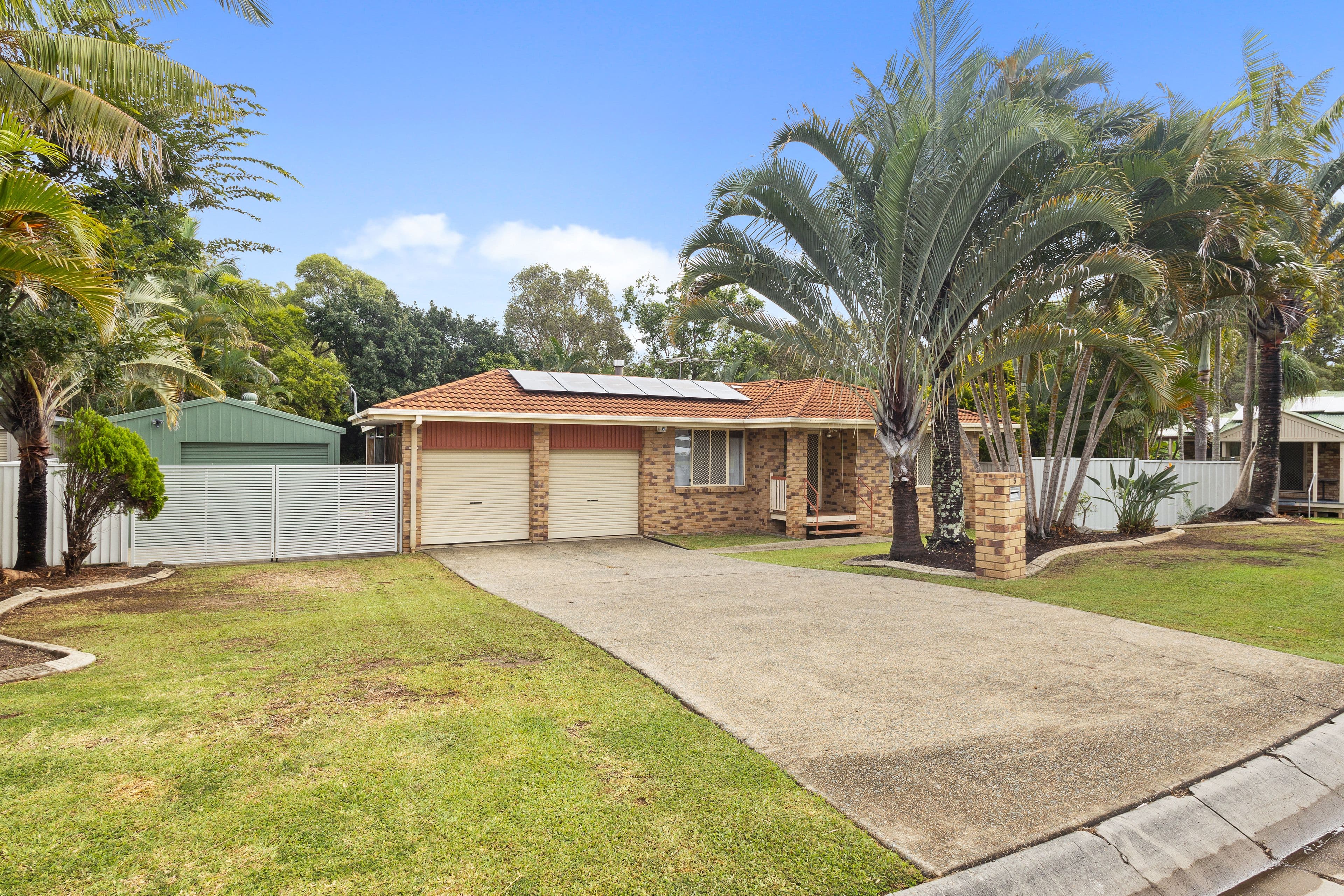 5 Theten Court, Kallangur QLD 4503, Kallangur - Thumbnail 2