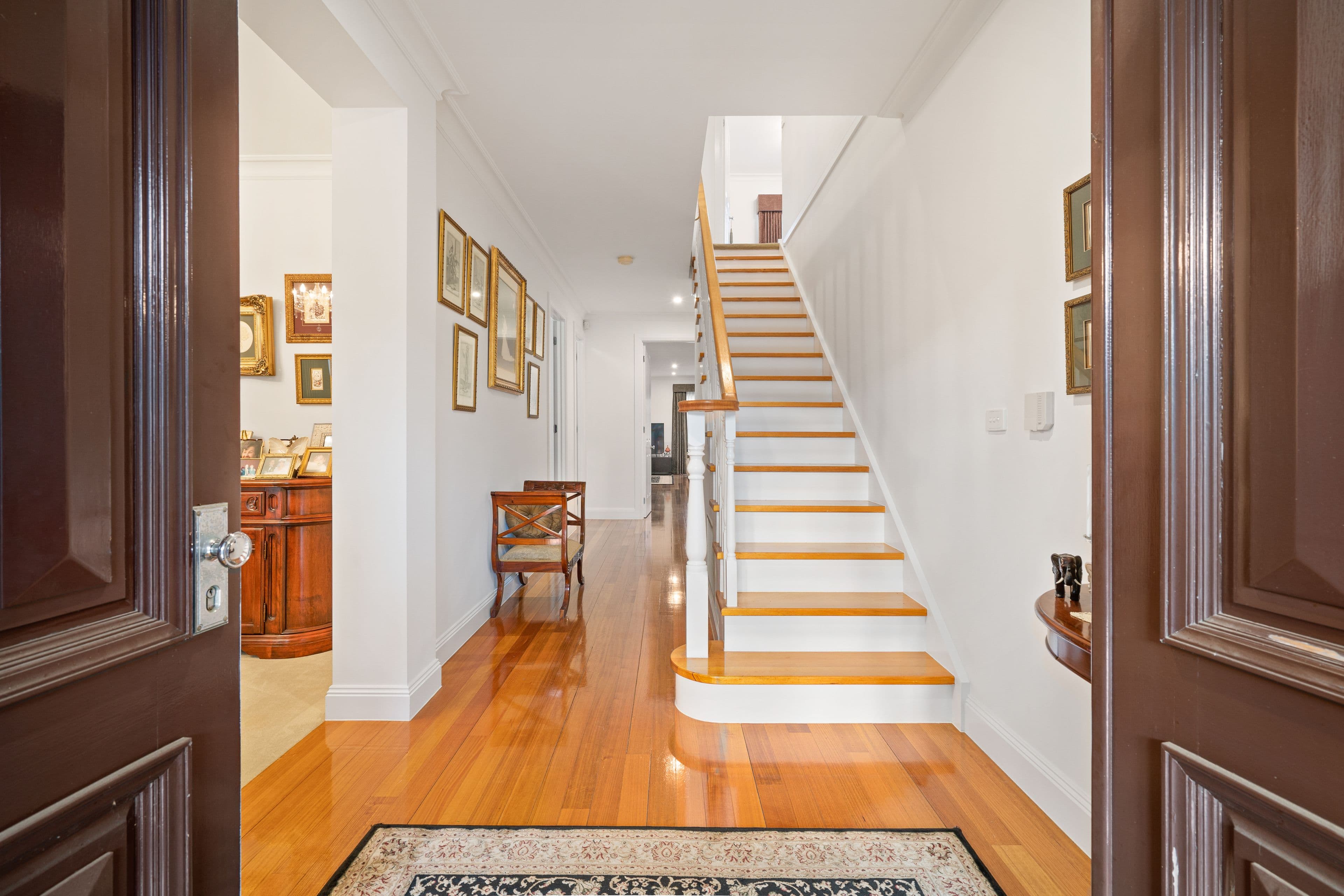 8 Pintail Close, Bundoora VIC 3083, Bundoora - Thumbnail 2