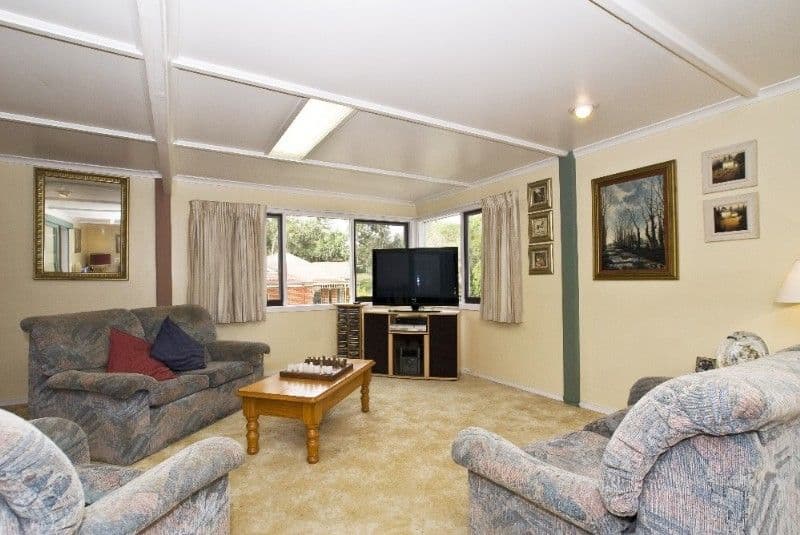 348 Warburton Highway, WANDIN NORTH VIC 3139, Wandin North - Thumbnail 3