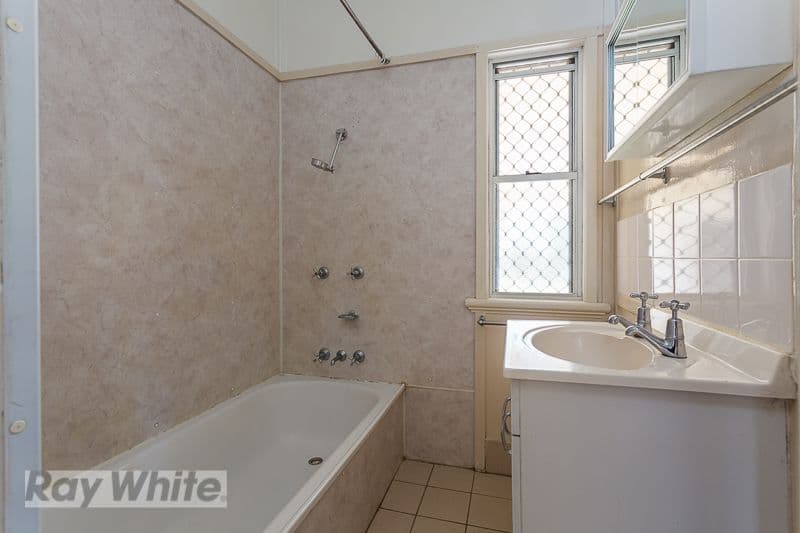18 Rigel Street, Coorparoo QLD 4151, Coorparoo - Thumbnail 8