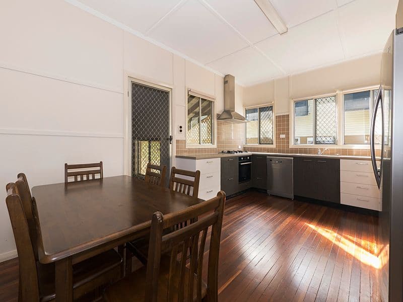 15 Goburra Street, ROCKLEA QLD 4106, Rocklea - Thumbnail 2