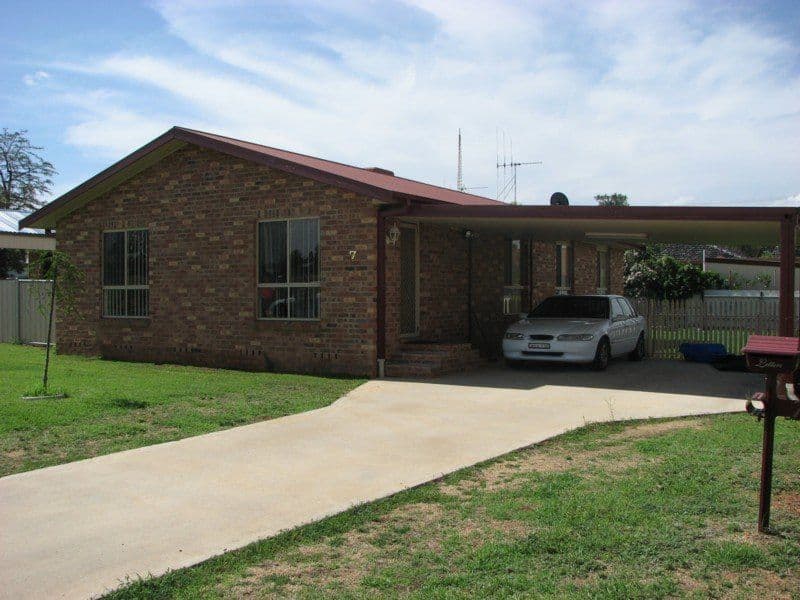 7 Powter Street, FORBES NSW 2871, Forbes - Image 1