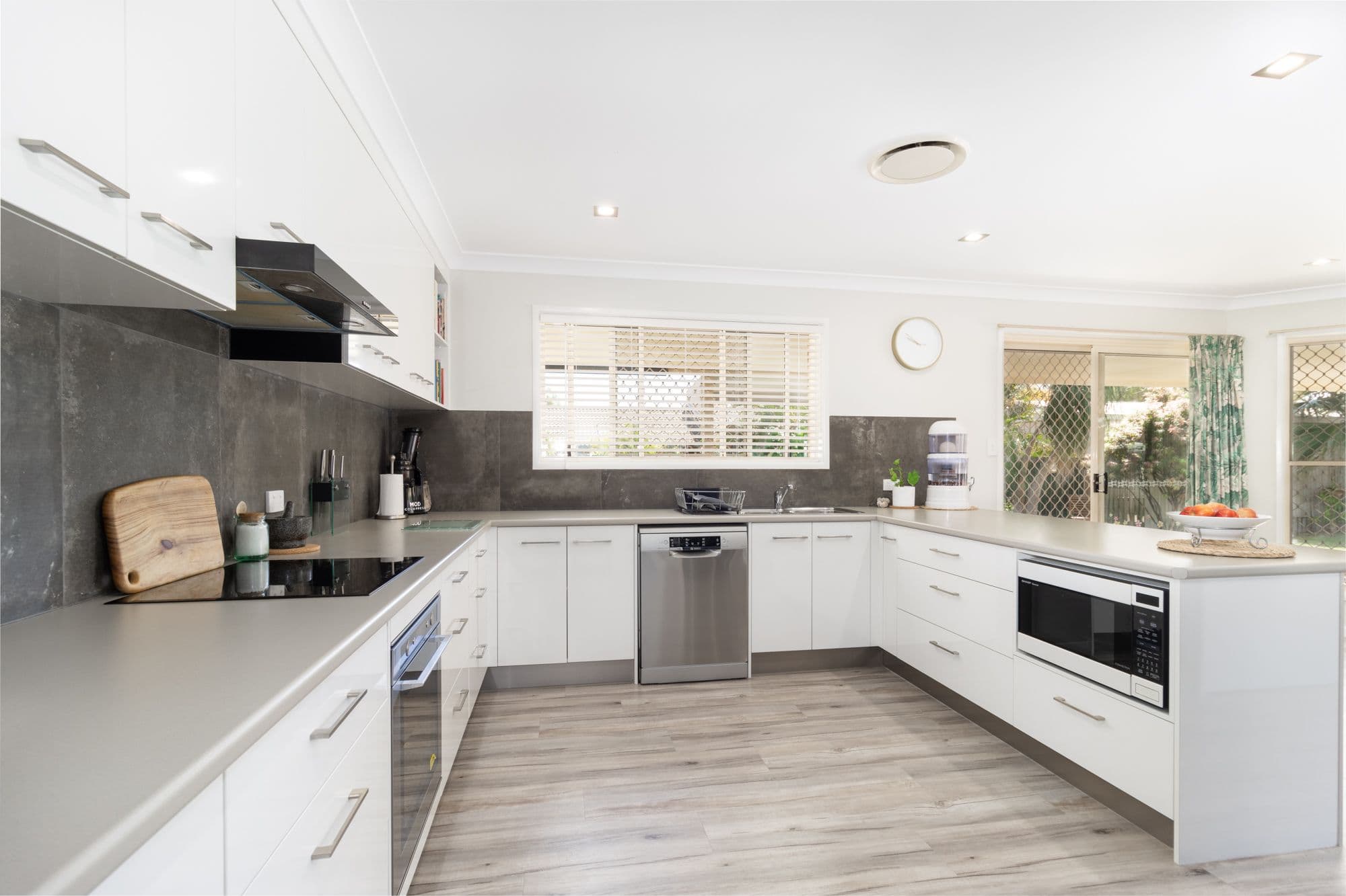 80 Honiton Street, Torquay QLD 4655, Torquay - Thumbnail 3