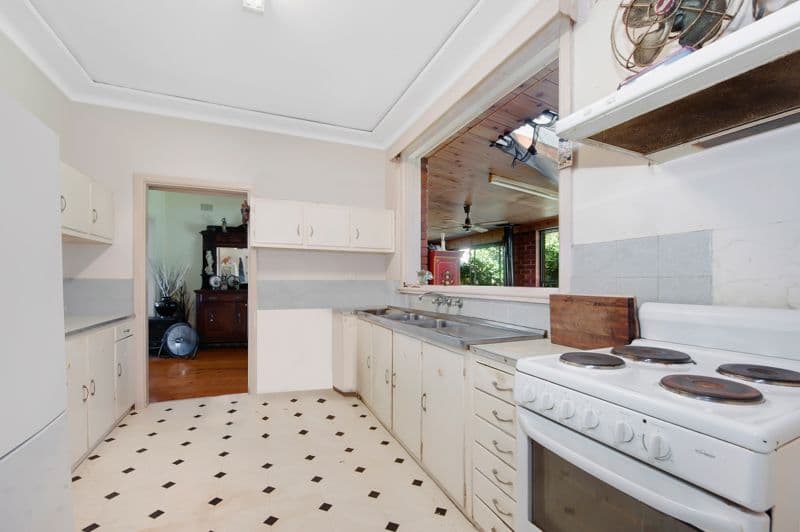 13 Laura Street, Gladesville - Thumbnail 5