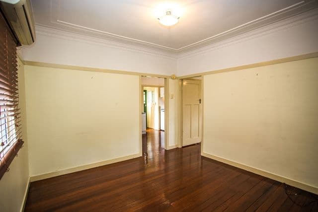 16 John Bright Street, MOOROOKA QLD 4105, Moorooka - Thumbnail 2