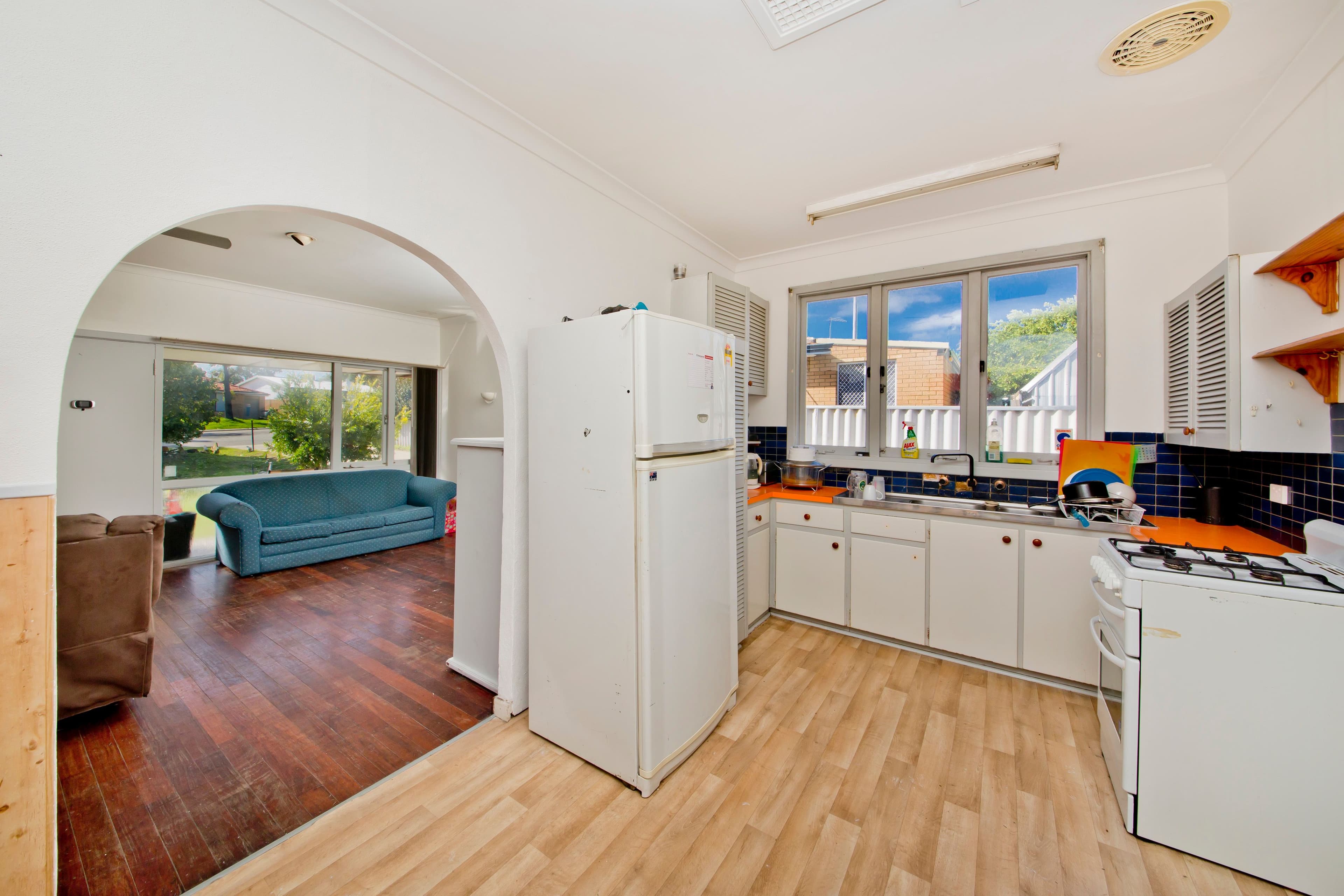 12 Grinstead Way, Balga WA 6061, Balga - Thumbnail 8