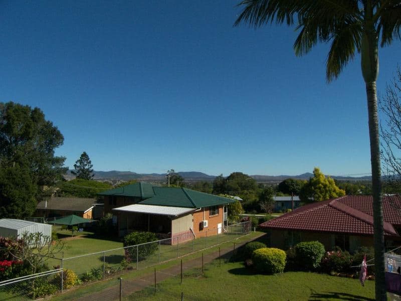 18 Laura Court, BEAUDESERT QLD 4285, Beaudesert - Thumbnail 3