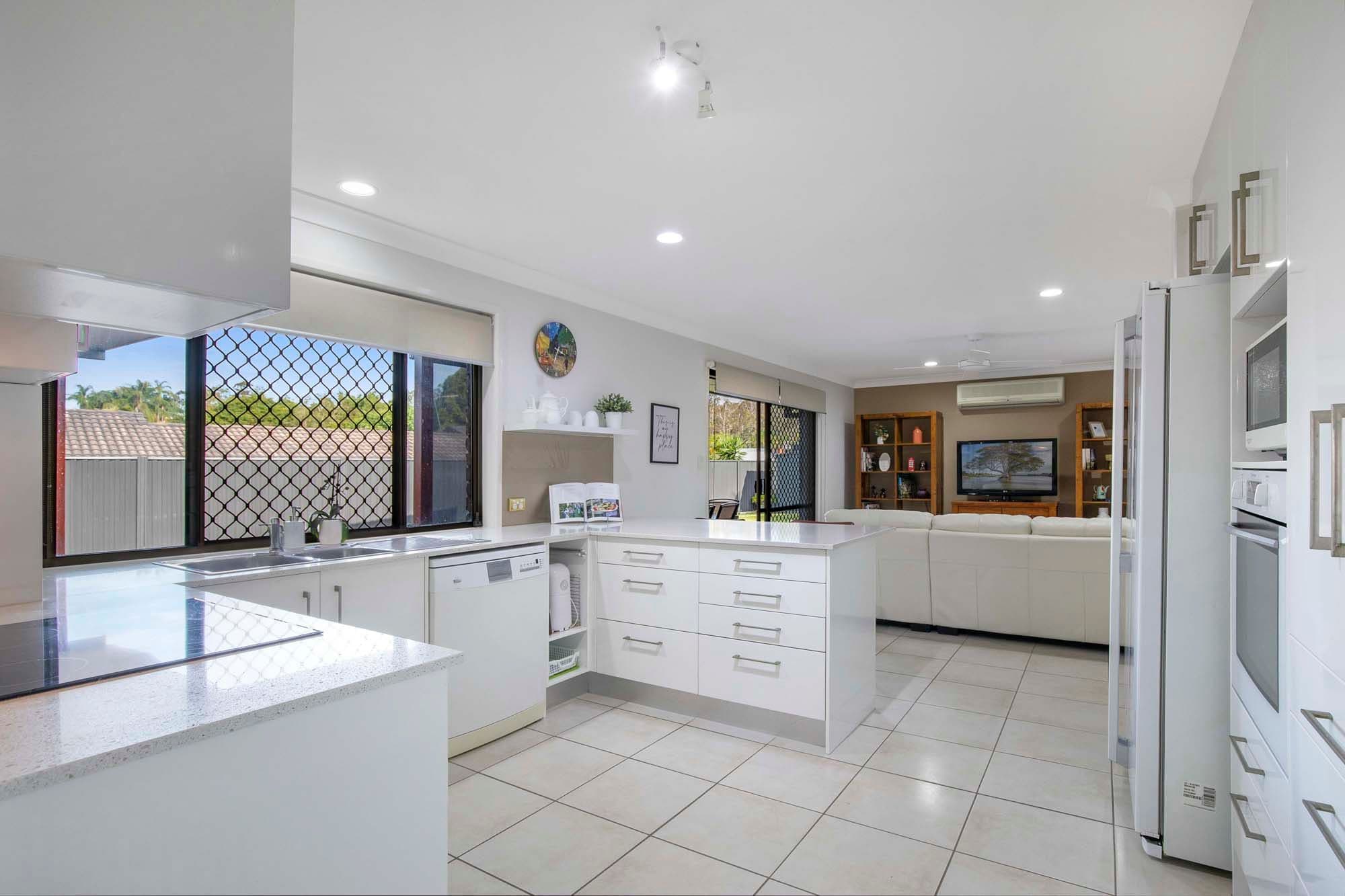 5 Eucalyptus Place, Albany Creek QLD 4035, Albany Creek - Thumbnail 8