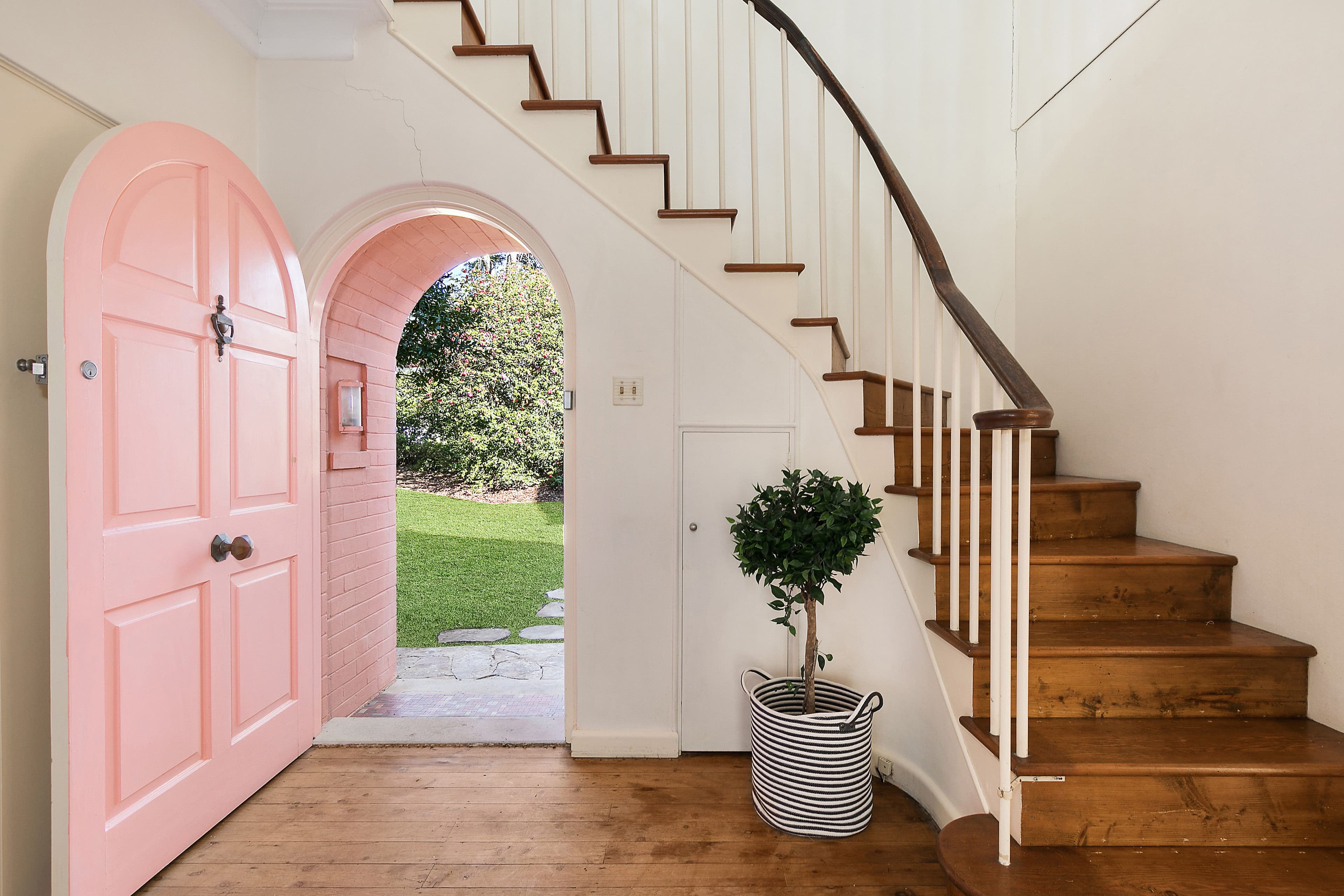 1 Karloo Street, Turramurra - Thumbnail 4