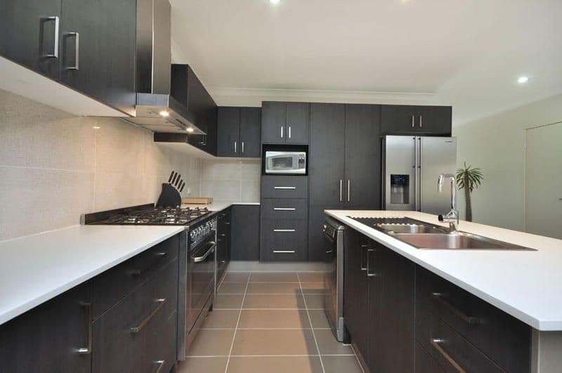 9 Booyong Place, BRIDGEMAN DOWNS QLD 4035, Bridgeman Downs - Image 1