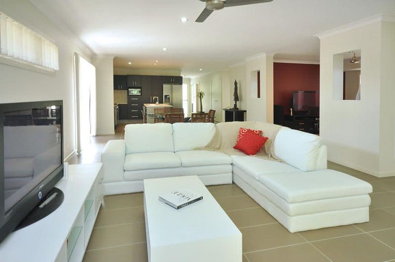 9 Booyong Place, BRIDGEMAN DOWNS QLD 4035, Bridgeman Downs - Thumbnail 5