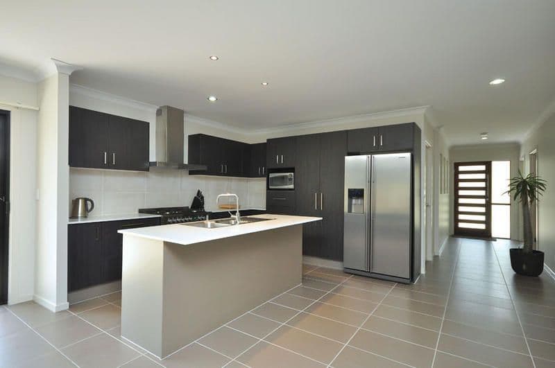 9 Booyong Place, BRIDGEMAN DOWNS QLD 4035, Bridgeman Downs - Thumbnail 6