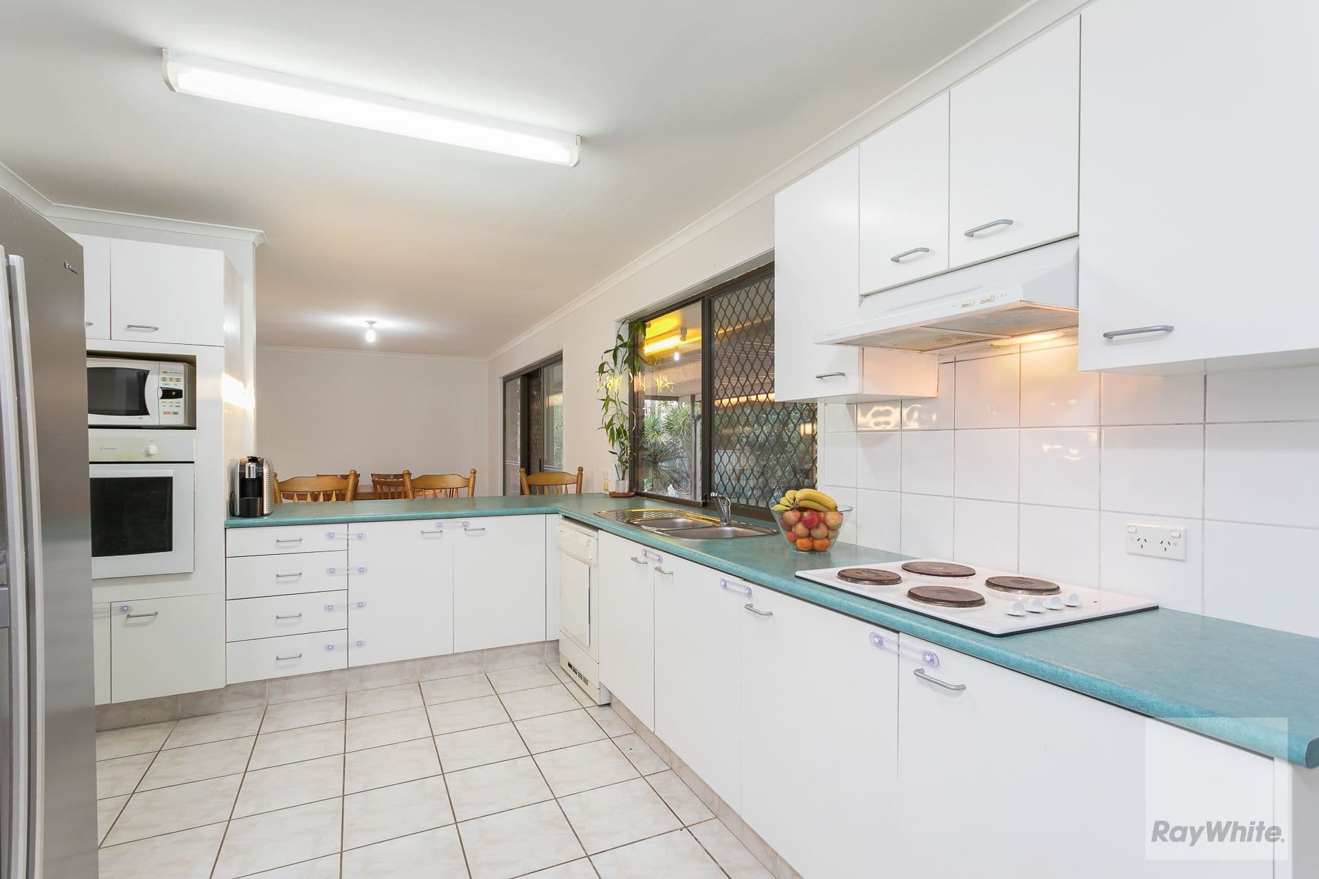 4 Humber Place, Alexandra Hills QLD 4161, Alexandra Hills - Thumbnail 2