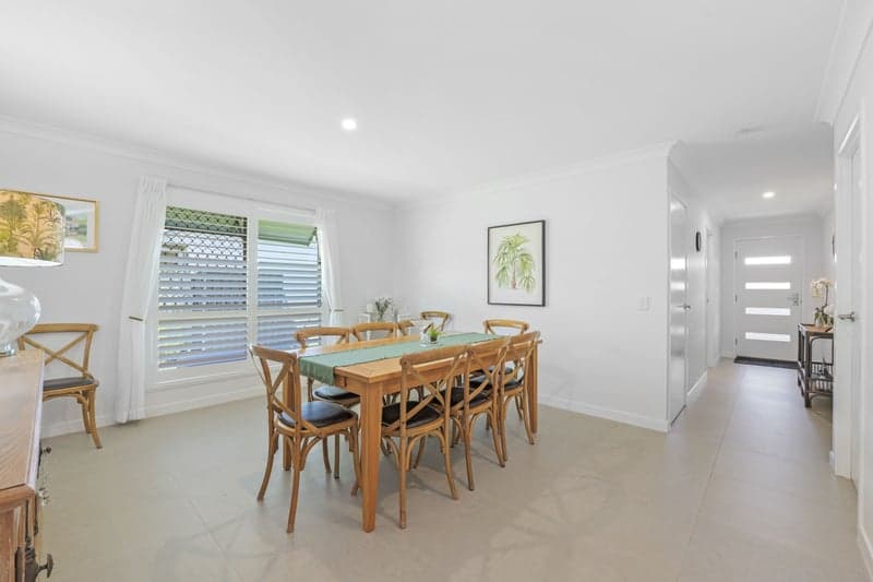 10 Burdekin Place, Pelican Waters - Thumbnail 4